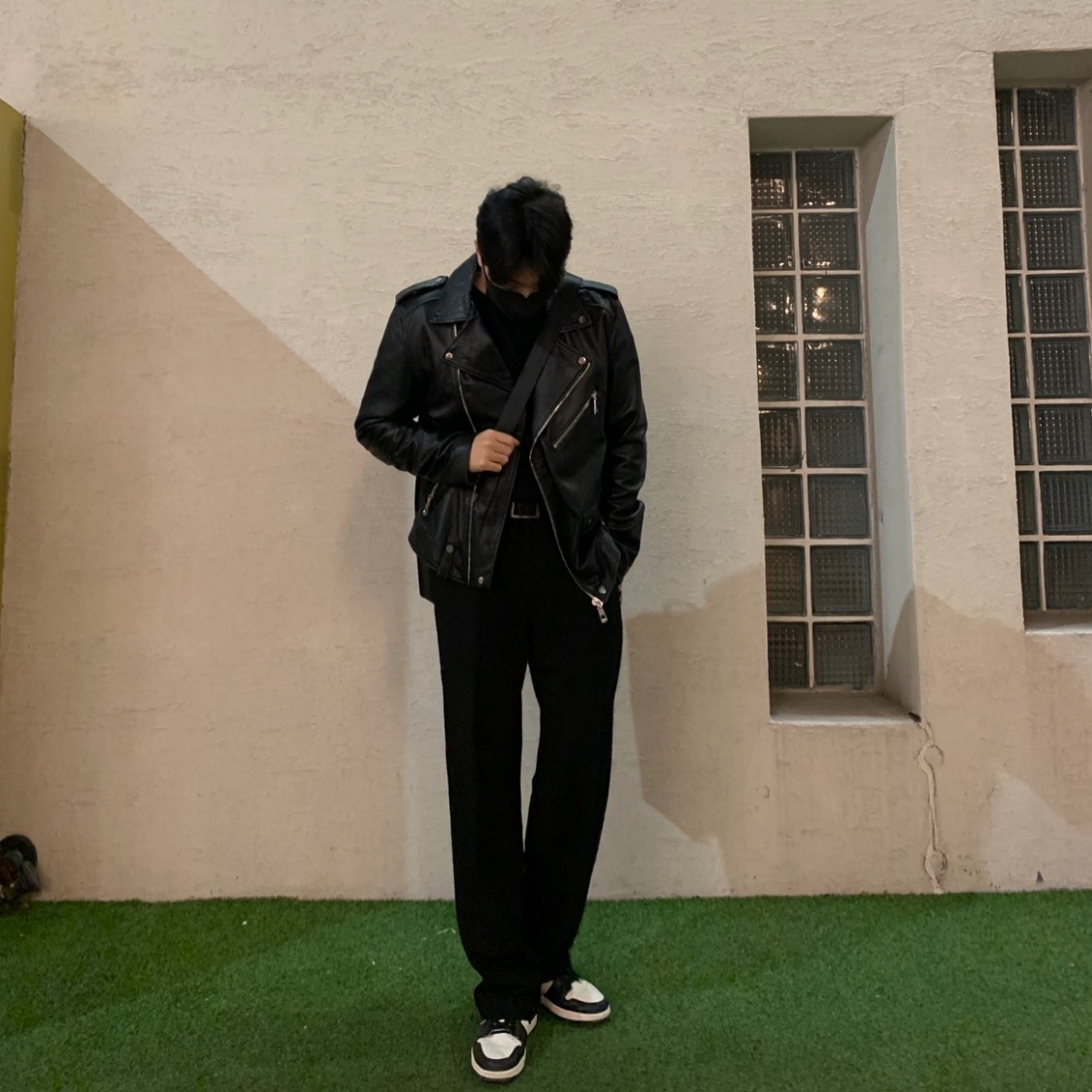 Jordan 1 Retro High OG Black Mocha 착용 스타일