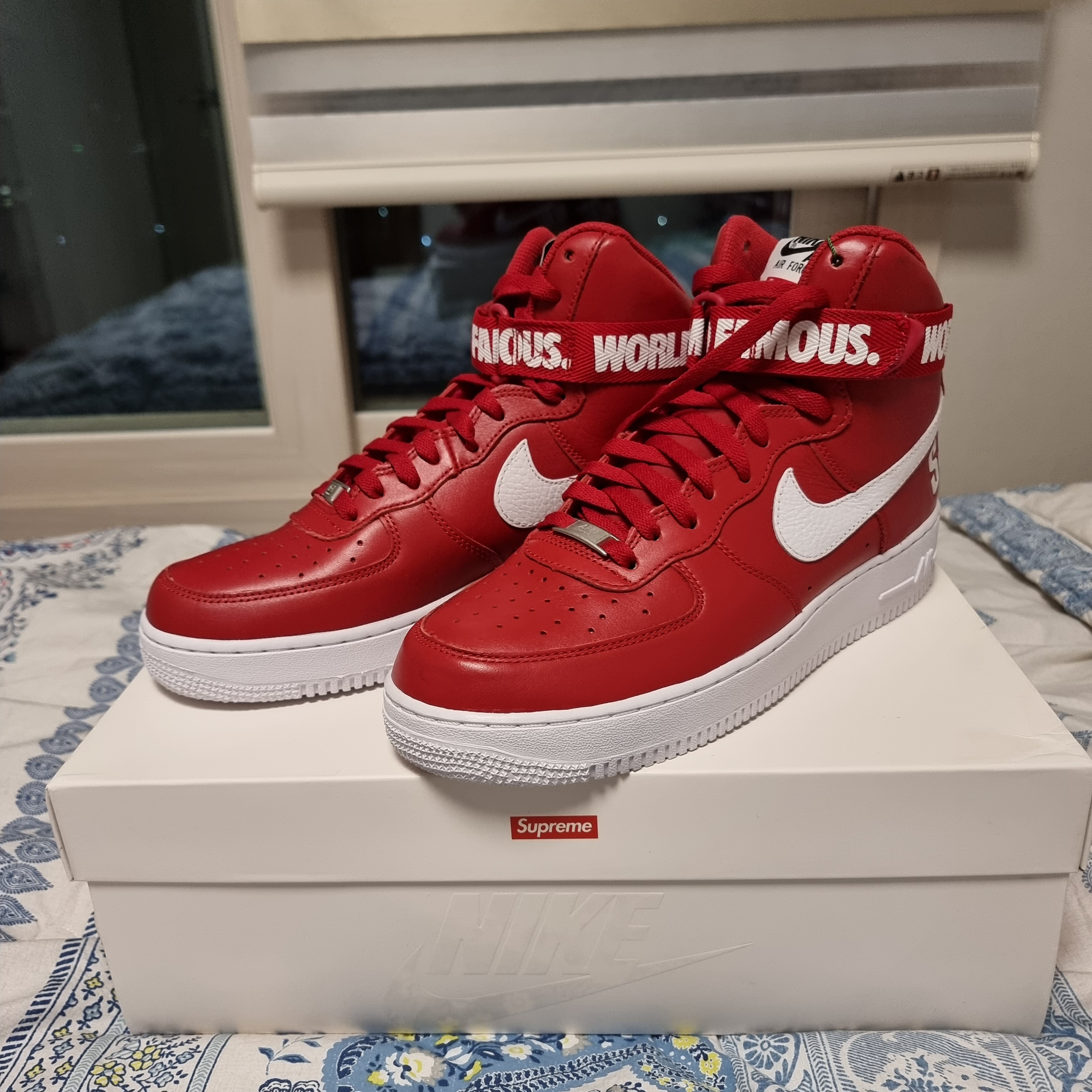 Nike x Supreme Air Force 1 High World Famous Red 착용 스타일