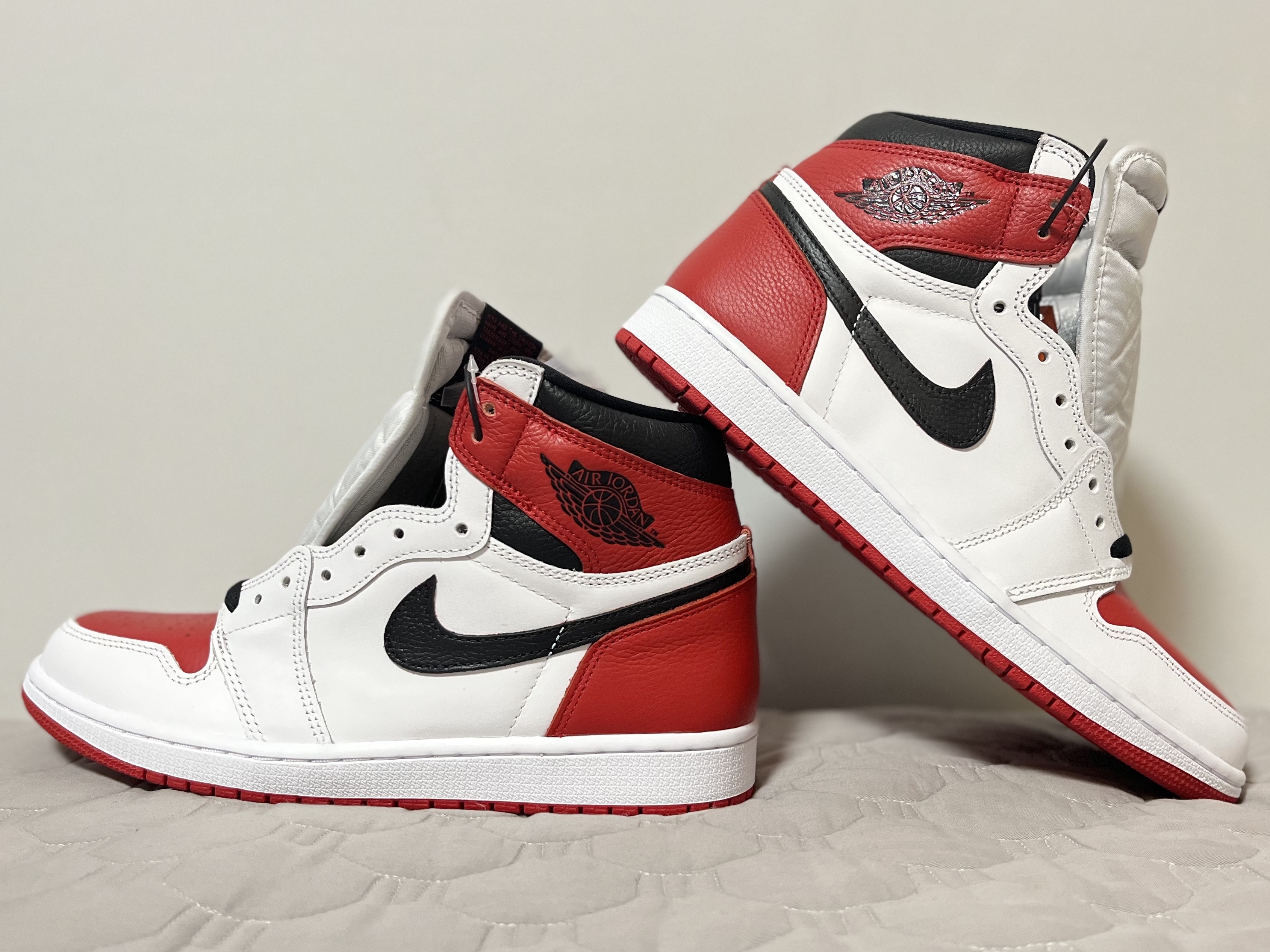 Jordan 1 Retro High OG Heritage, (GS) Jordan 1 Retro High OG Heritage 착용 스타일 - 2