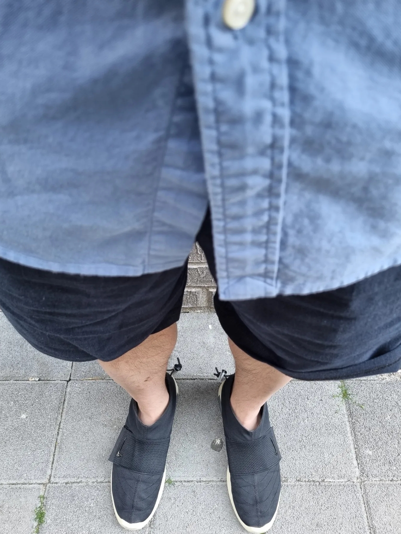 Nike x Fear of God Air Fear of God Moccasin Black 착용 스타일 - 3