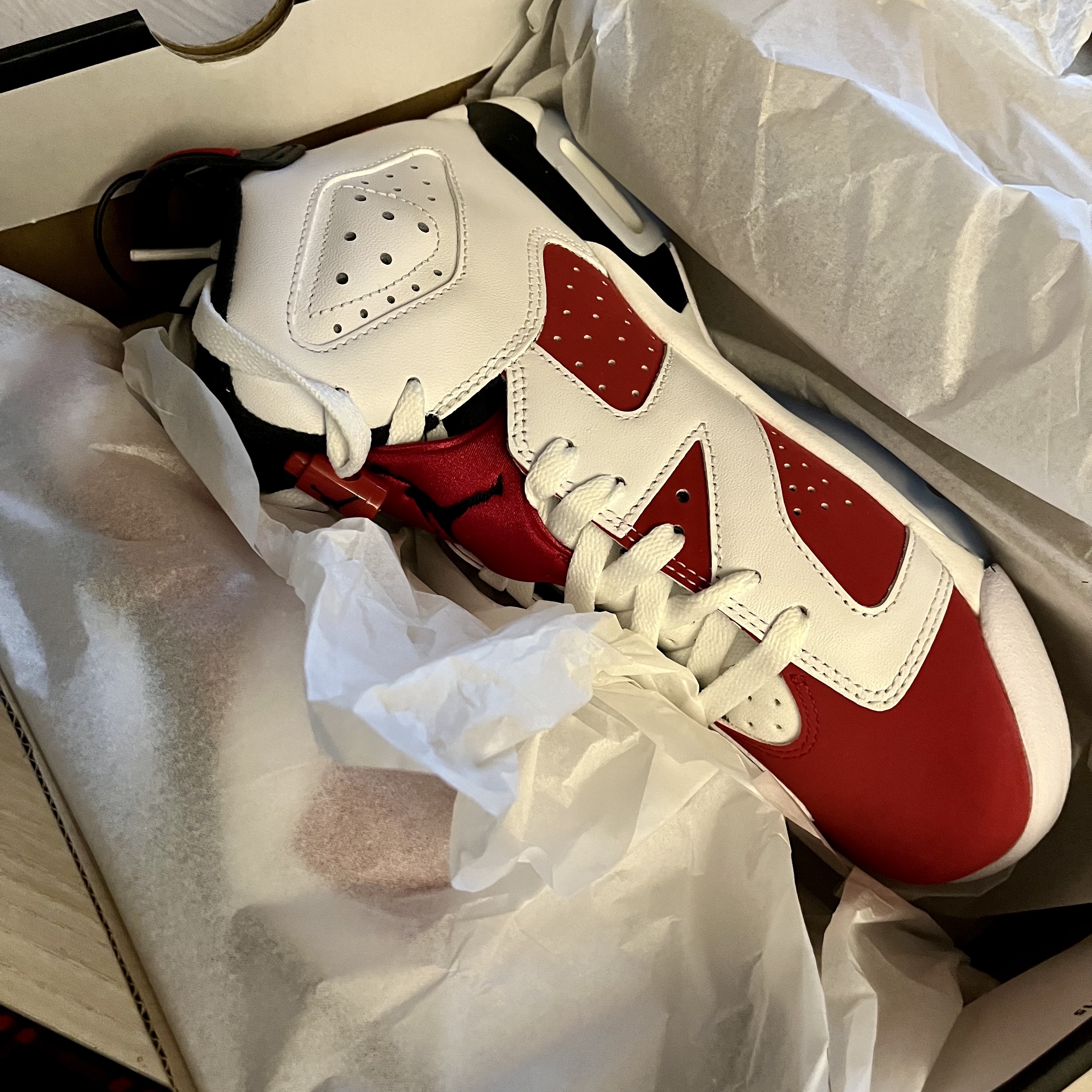 Jordan 6 Retro Carmine 2021 착용 스타일