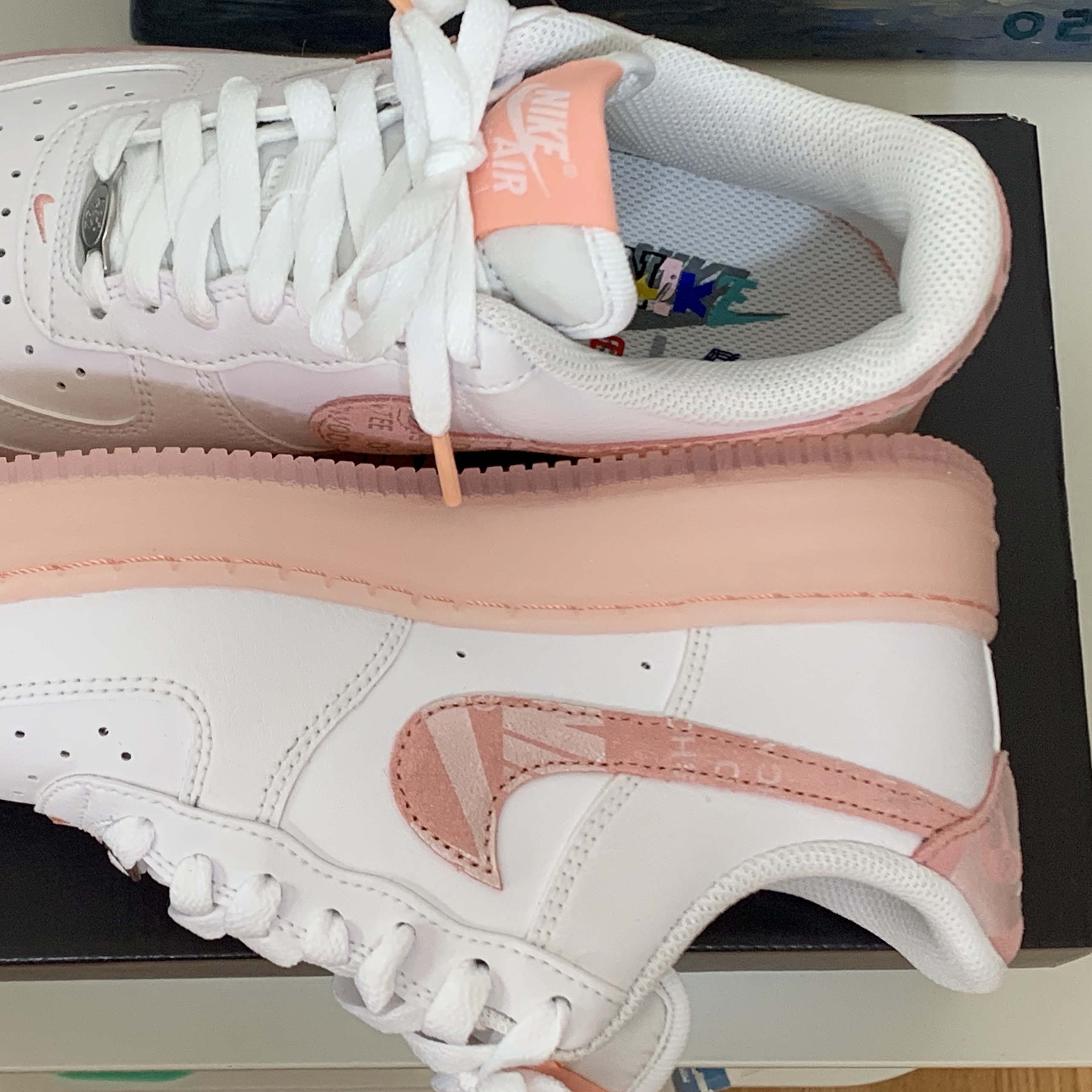 (W) Nike Air Force 1 '07 LV8 Copy and Paste 착용 스타일 - 2