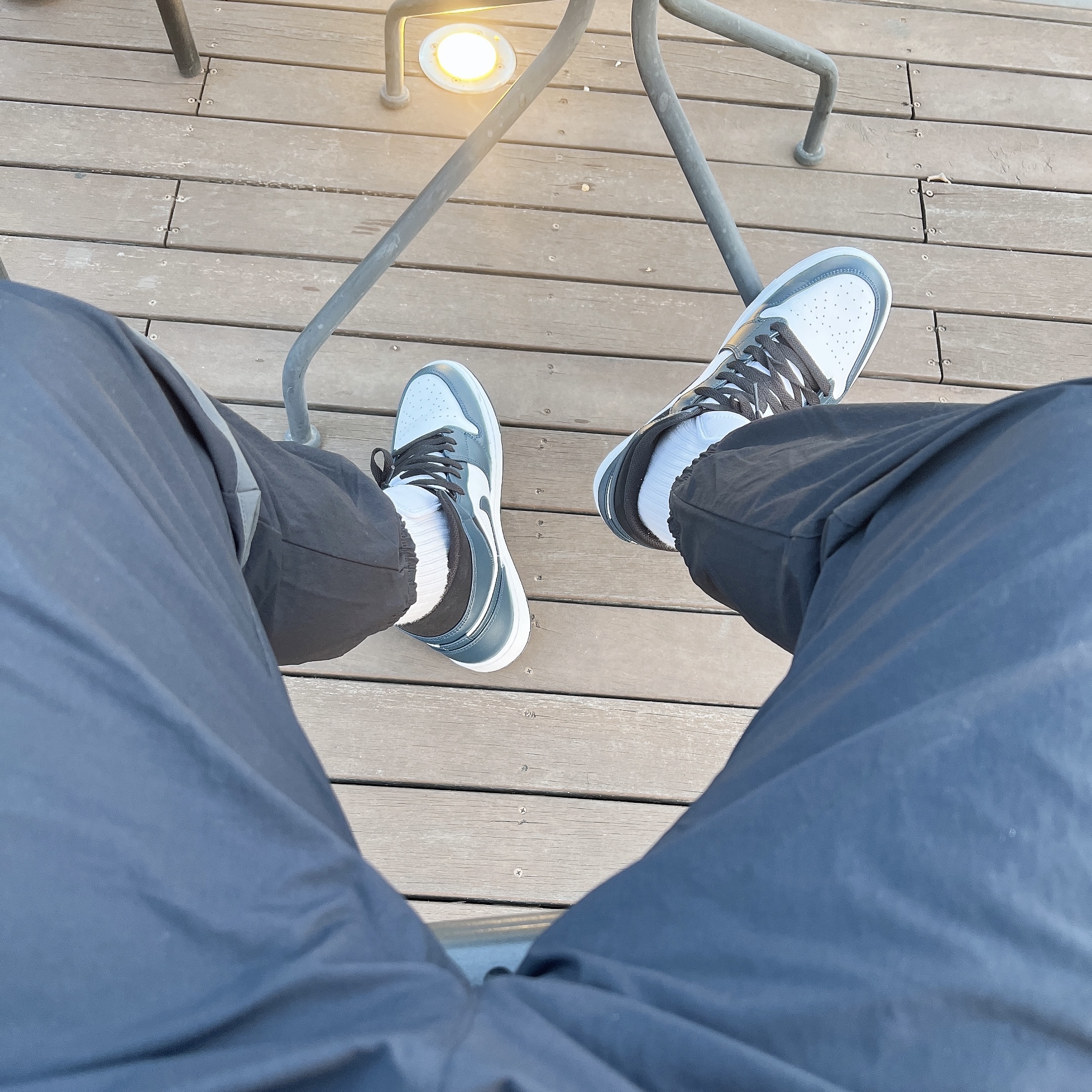 Jordan 1 Mid Dark Teal 착용 스타일