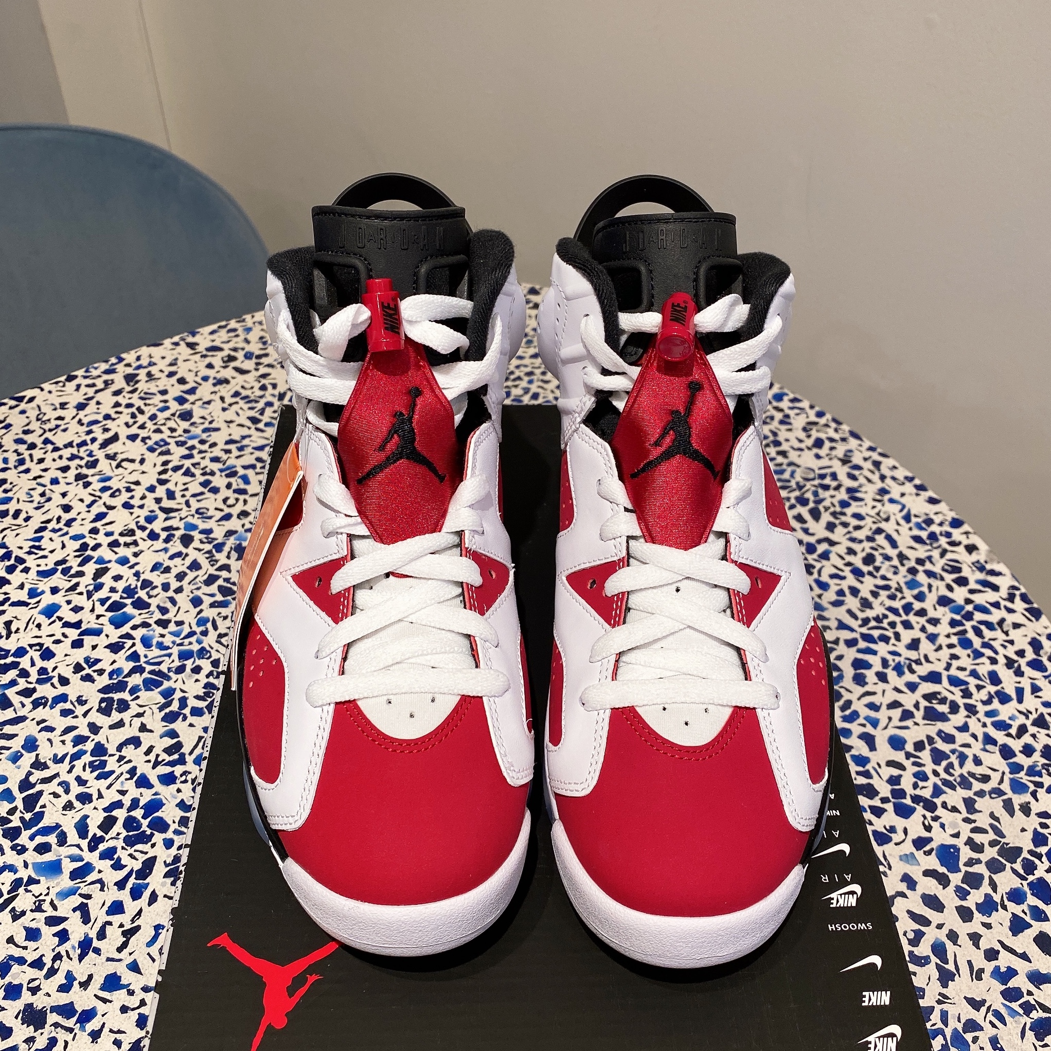 Jordan 6 Retro Carmine 2021, (GS) Jordan 6 Retro Carmine 2021 착용 스타일 - 3