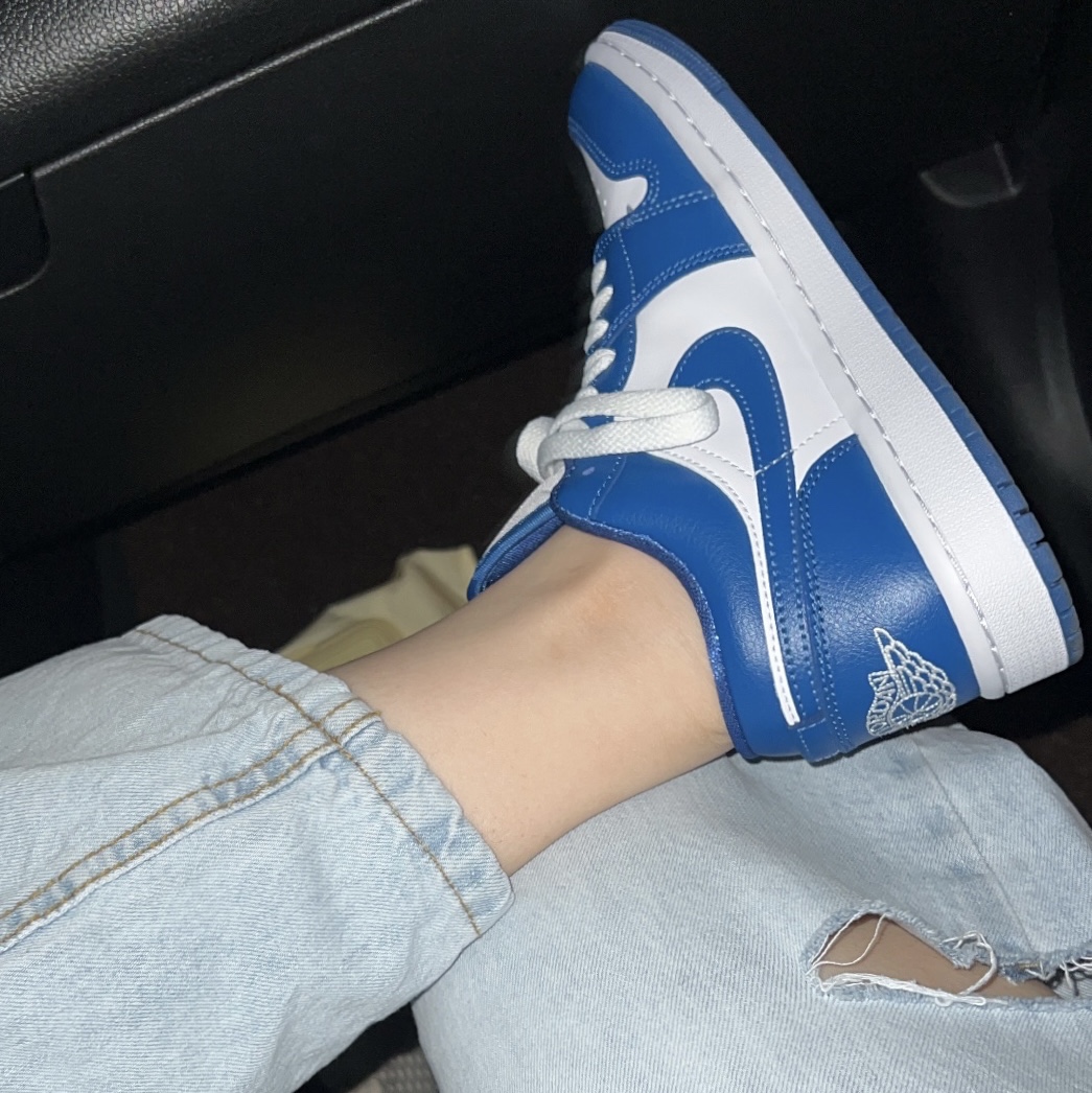 (W) Jordan 1 Low White Dark Marina Blue 착용 스타일