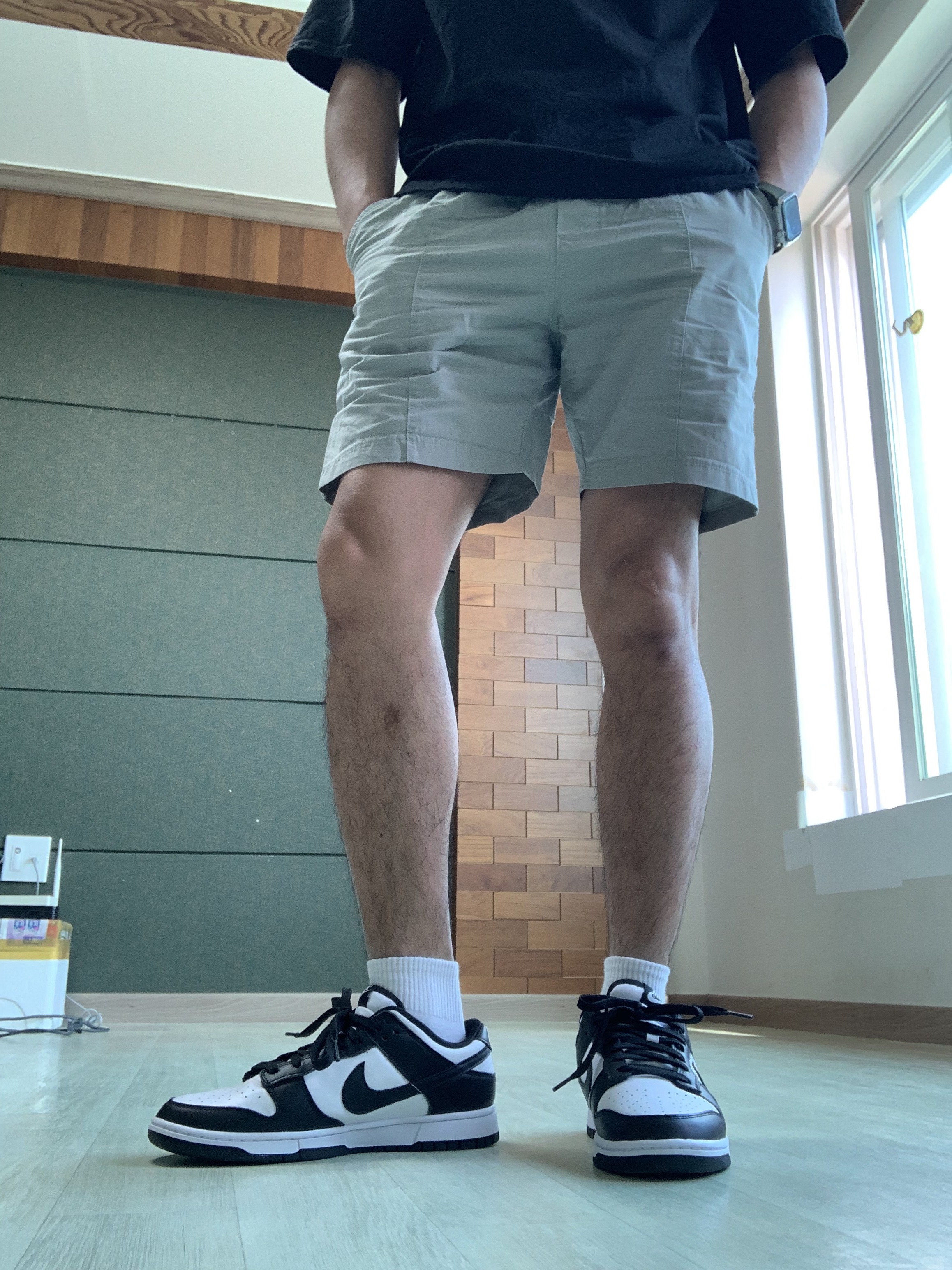 Nike Dunk Low Retro Black 착용 스타일 - 2