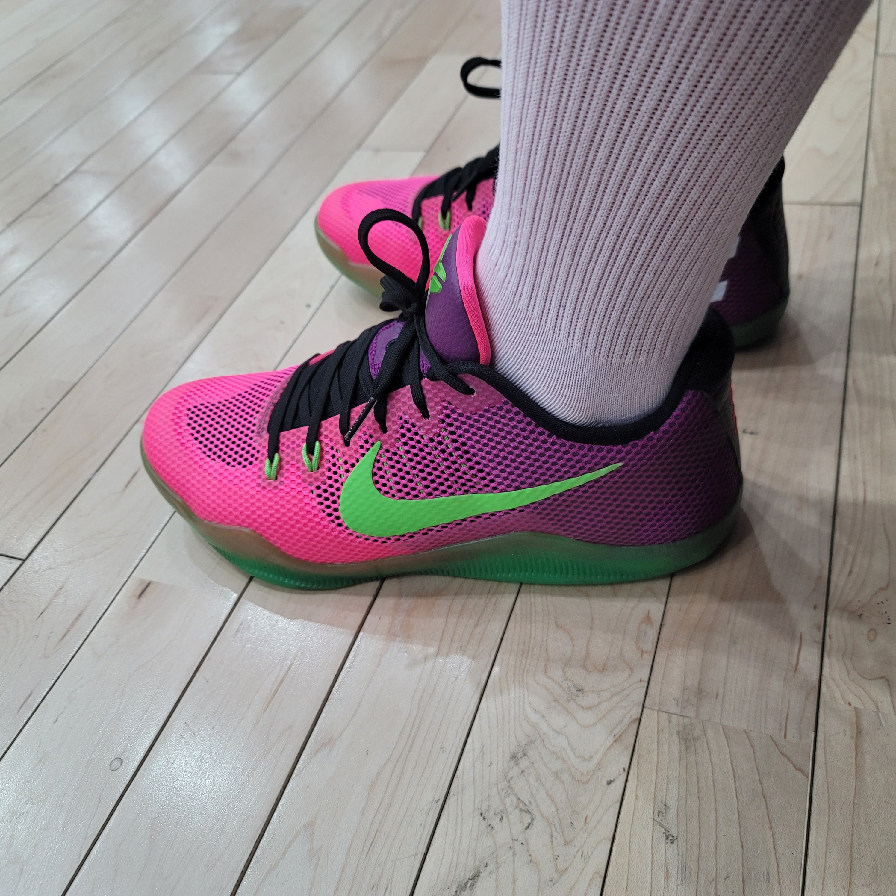 Nike Kobe 11 EM Low Mambacurial 착용 스타일 - 2