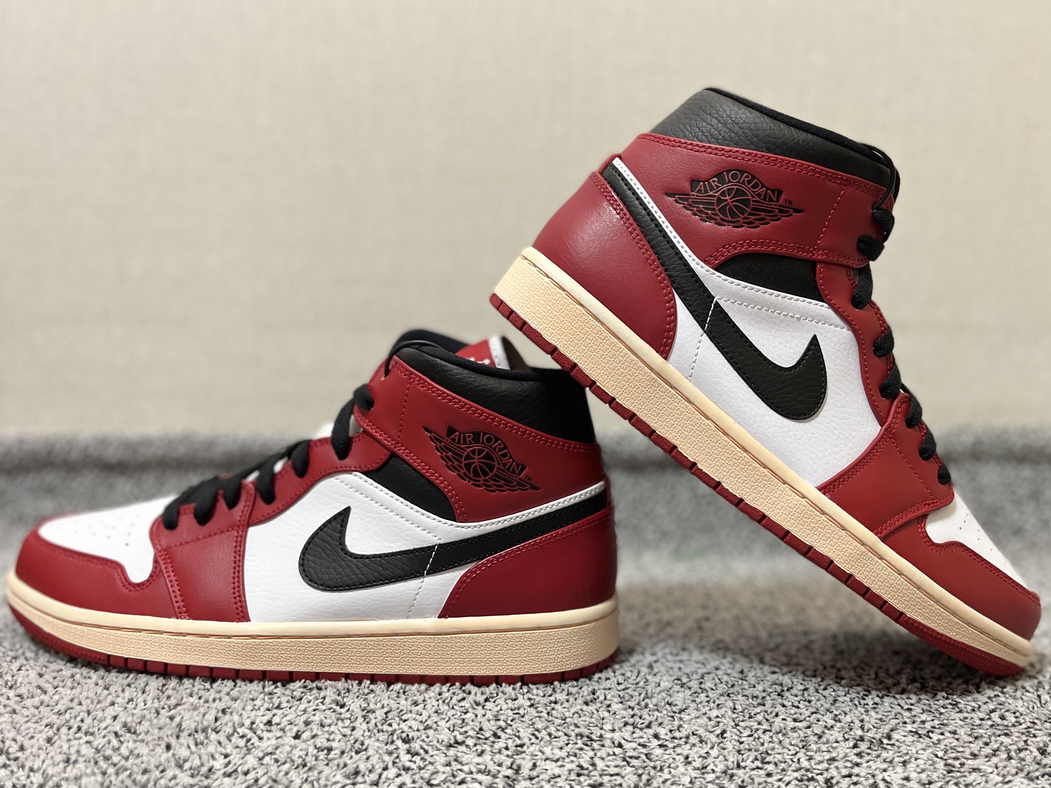Jordan 1 Mid Chicago 2020 착용 스타일