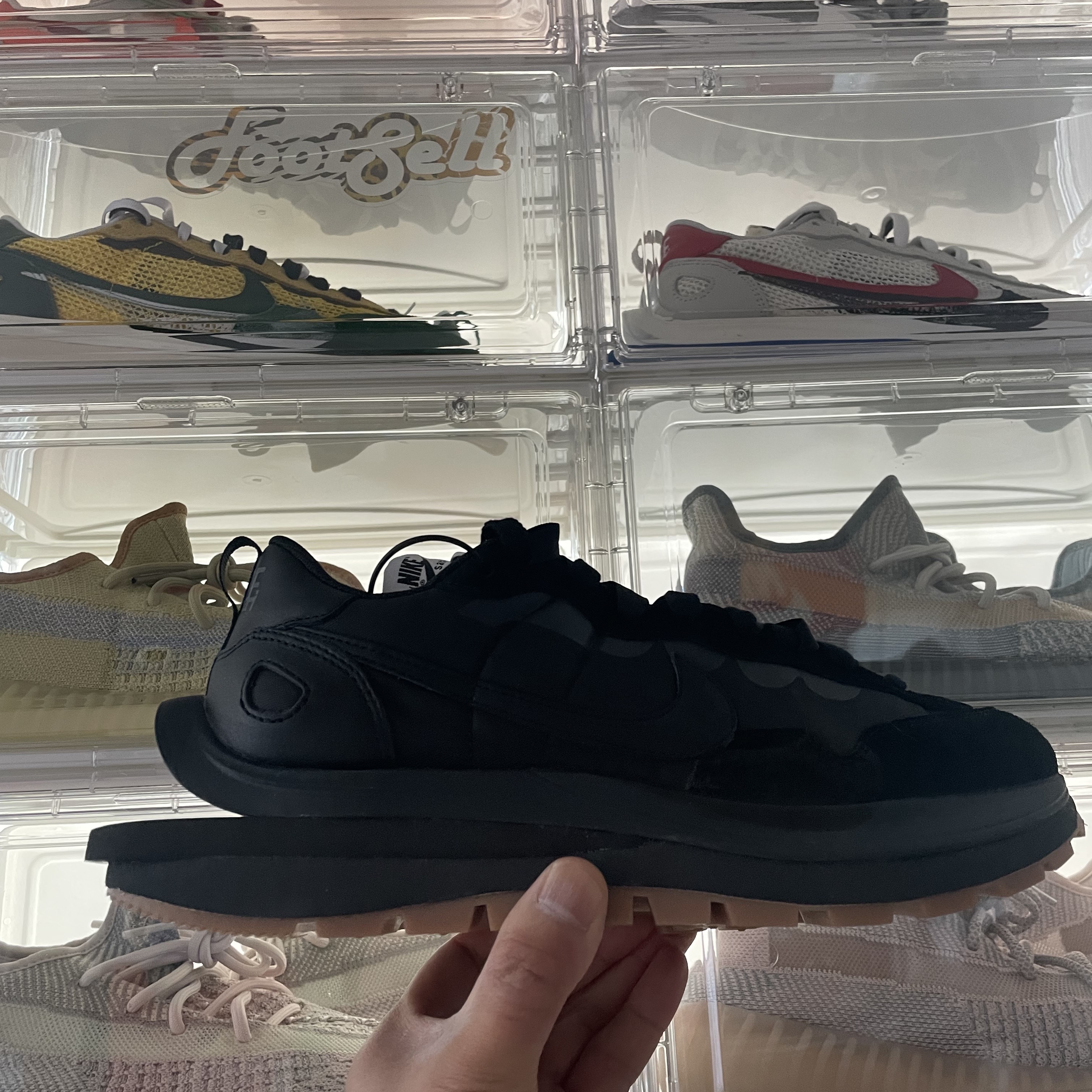 Nike x Sacai VaporWaffle Black and Gum, Nike x Sacai VaporWaffle White and Gum 착용 스타일 - 3