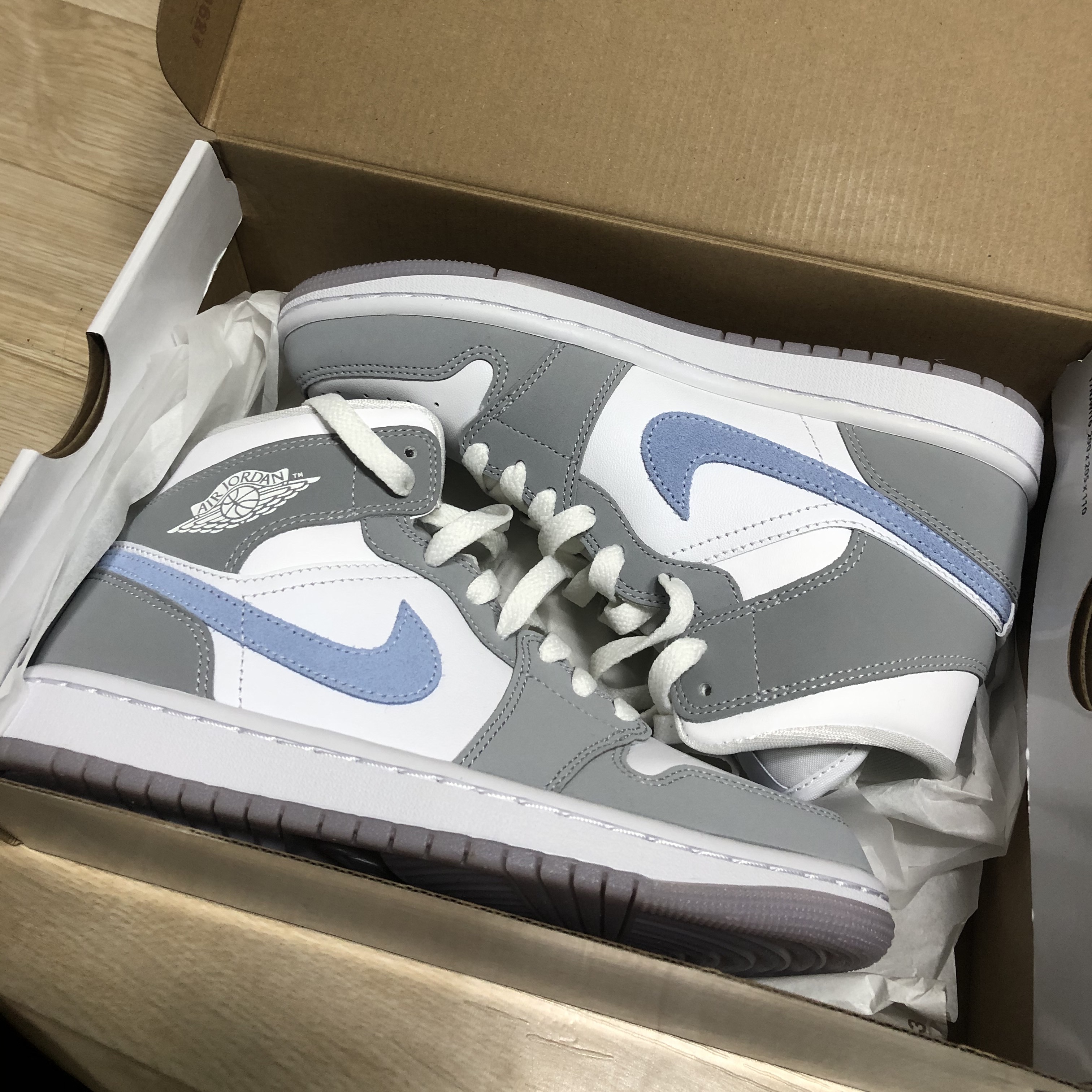 (W) Jordan 1 Mid Wolf Grey 착용 스타일