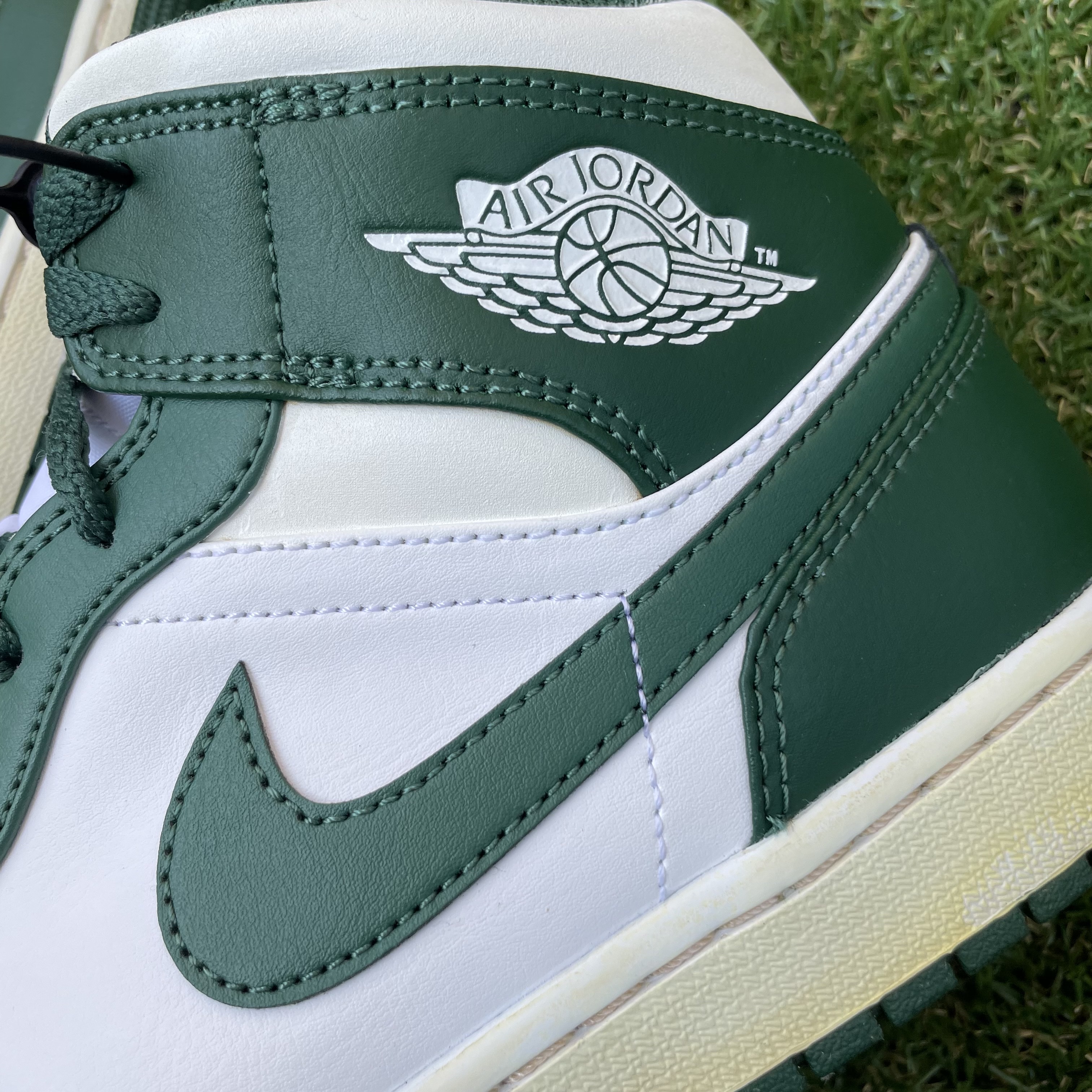 Jordan 1 Mid Sonics 2021, (GS) Jordan 1 Mid Sonics 2021 착용 스타일 - 3