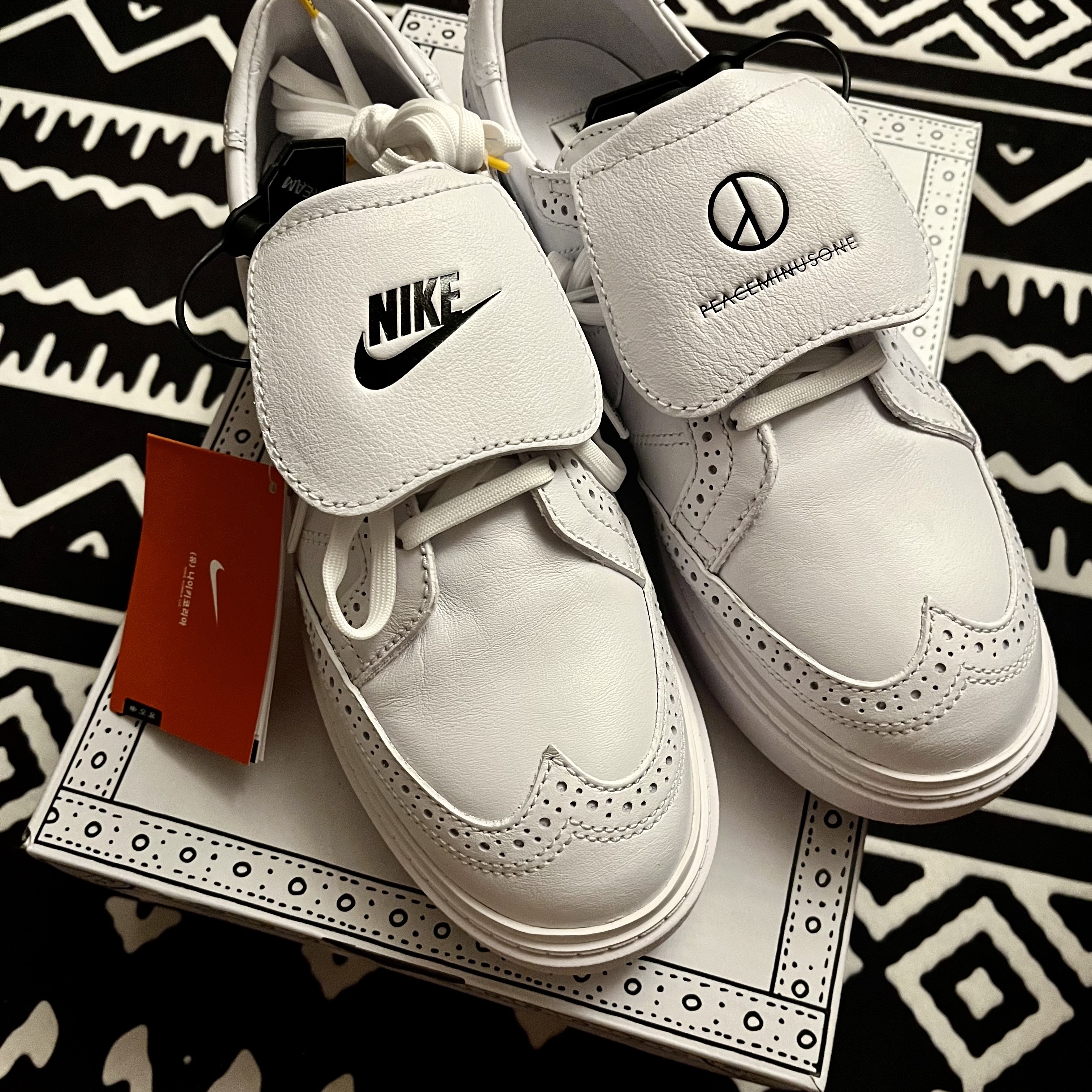 Nike x Peaceminusone Kwondo1 White 착용 스타일 - 1
