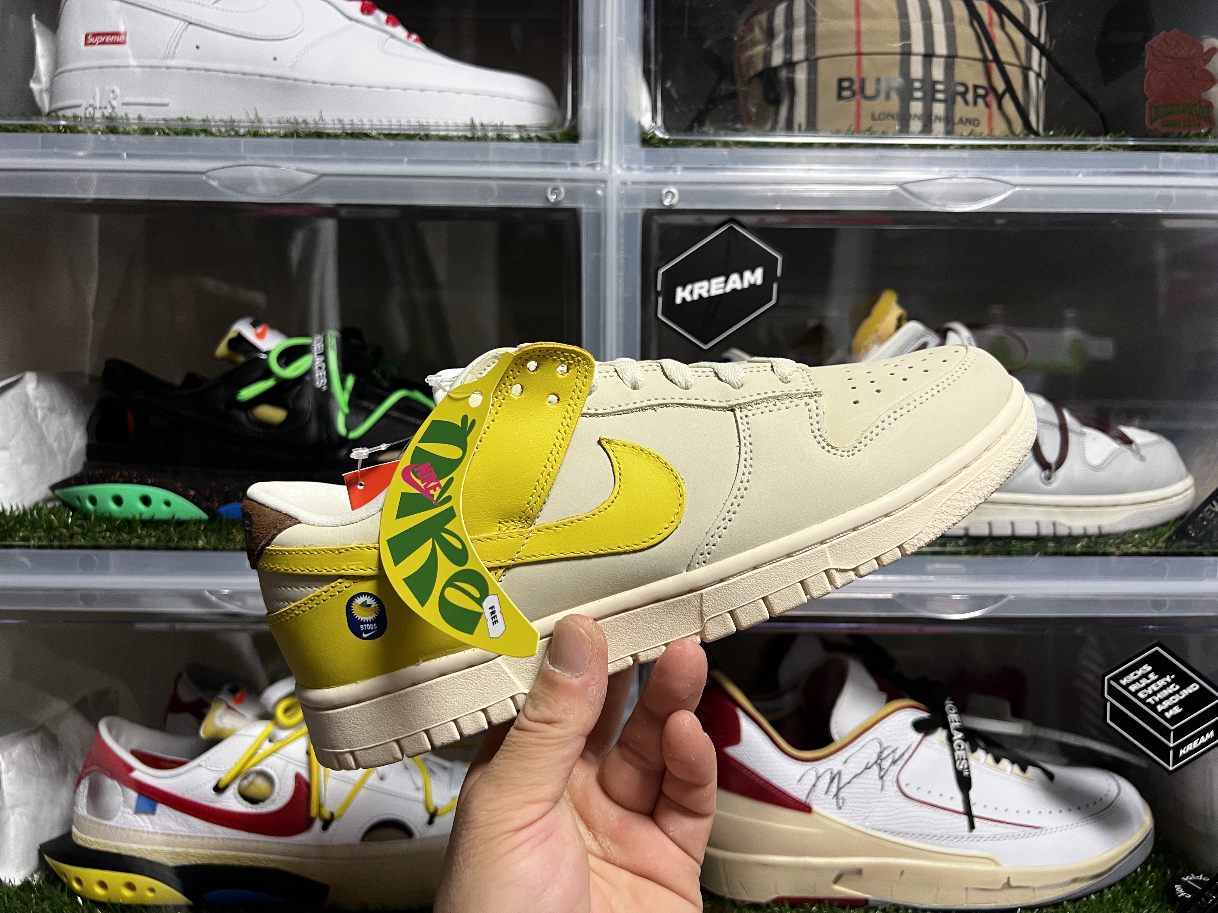 (W) Nike Dunk Low LX Banana 착용 스타일 - 1