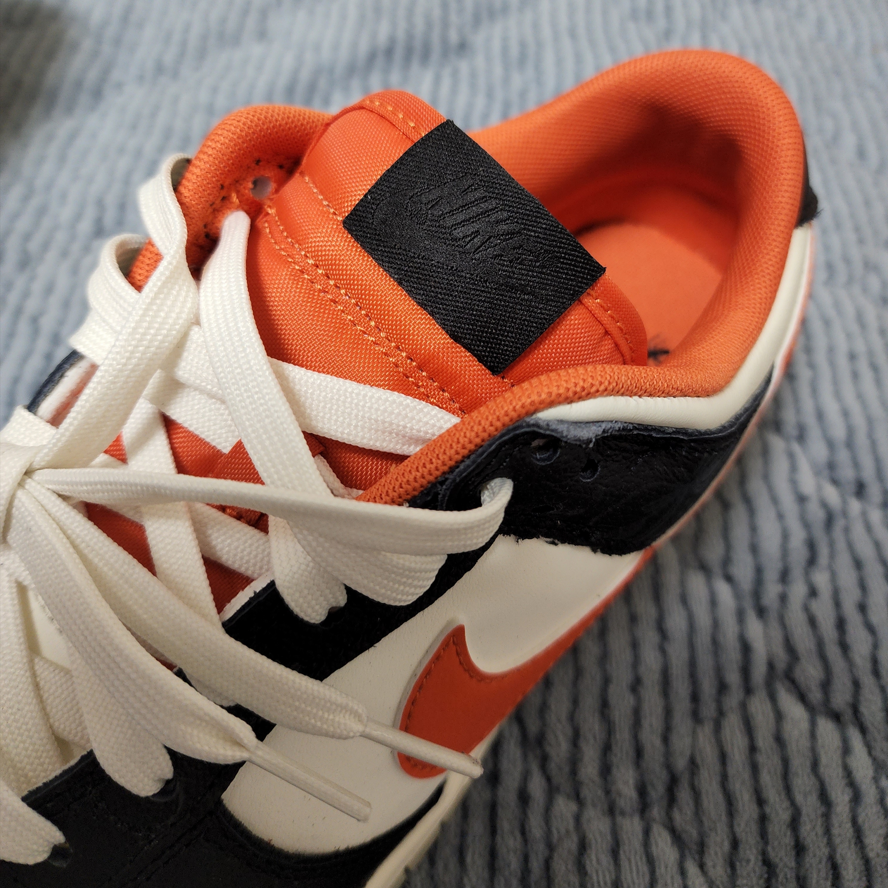 Nike Dunk Low Retro PRM Halloween 착용 스타일 - 4