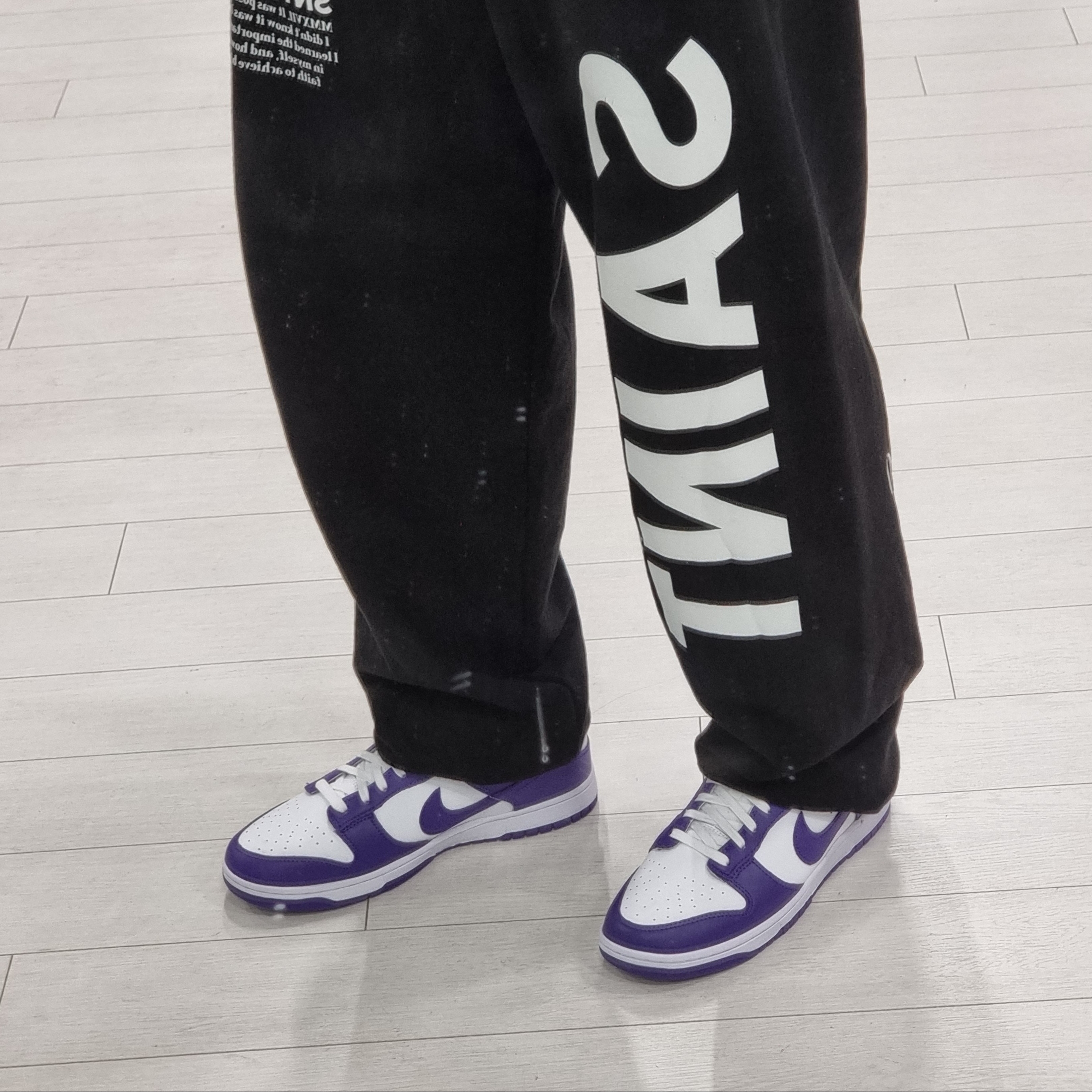 Nike Dunk Low Retro Championship Court Purple 착용 스타일 - 1