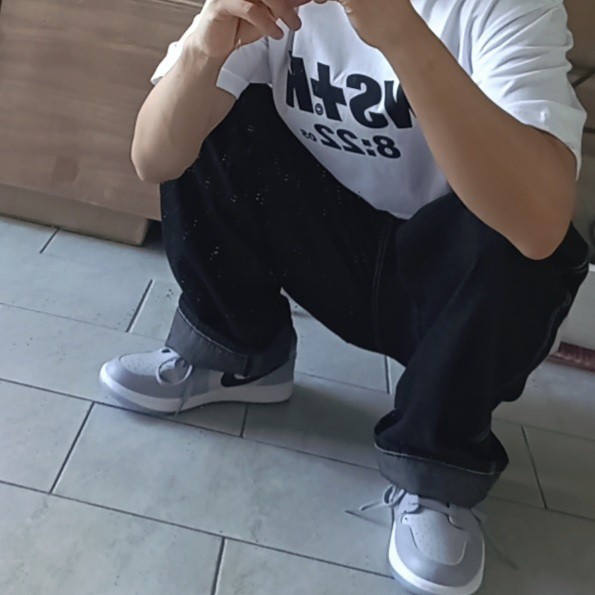 Jordan 1 Low Golf Wolf Grey 착용 스타일 - 2
