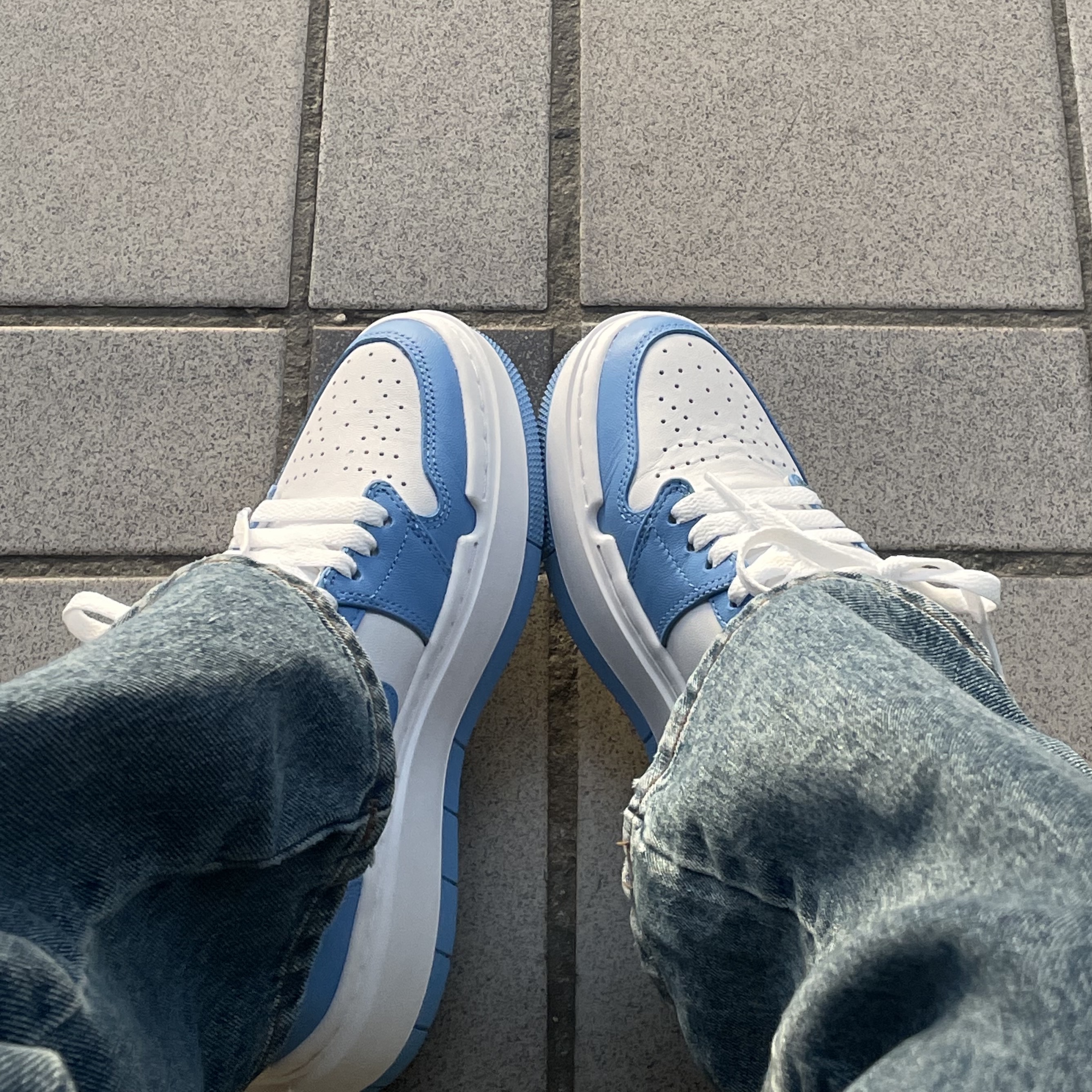 (W) Jordan 1 Elevate Low SE University Blue 착용 스타일