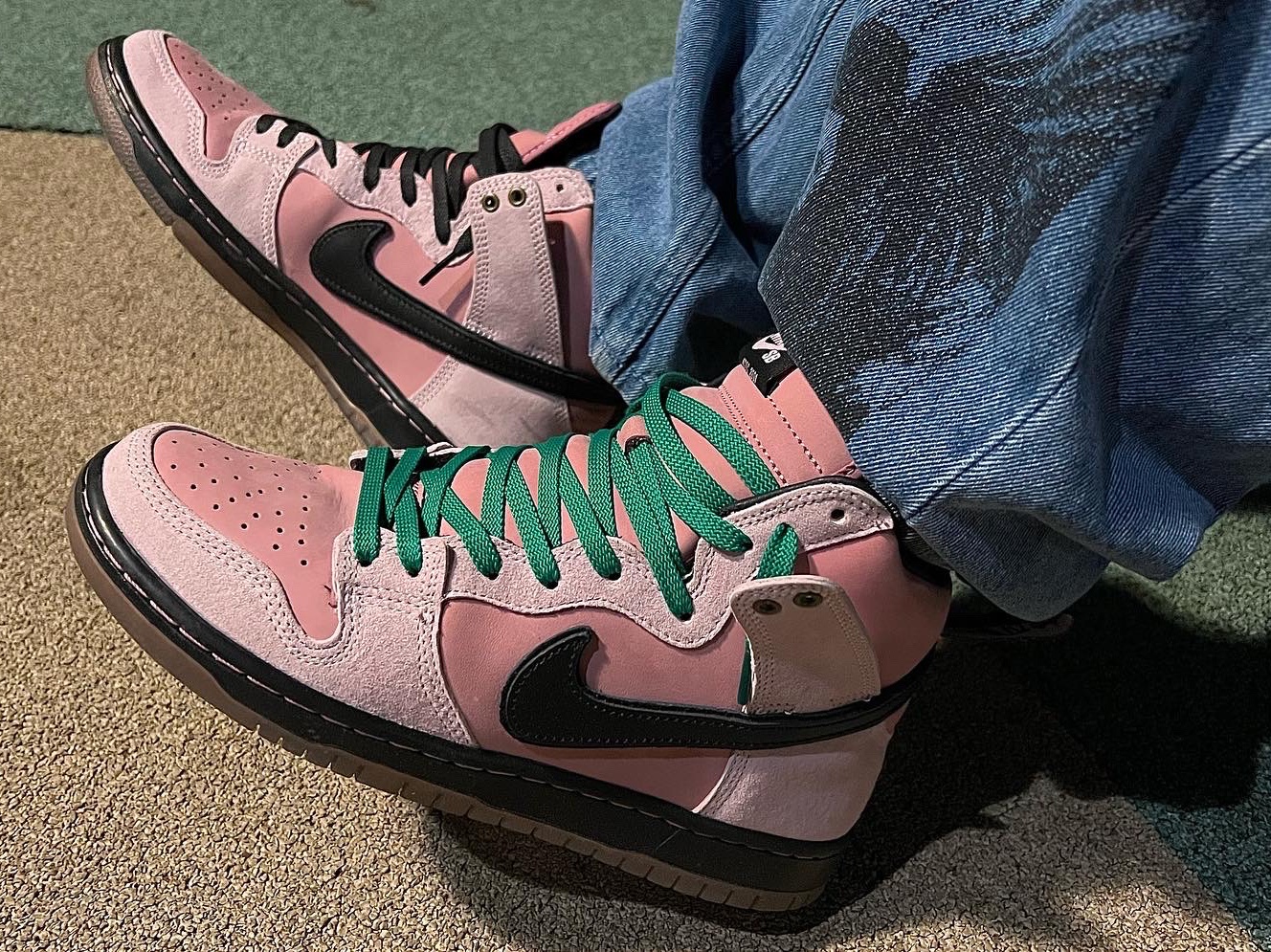 Nike x KCDC SB Dunk High Pro QS Elemental Pink 착용 스타일 - 2