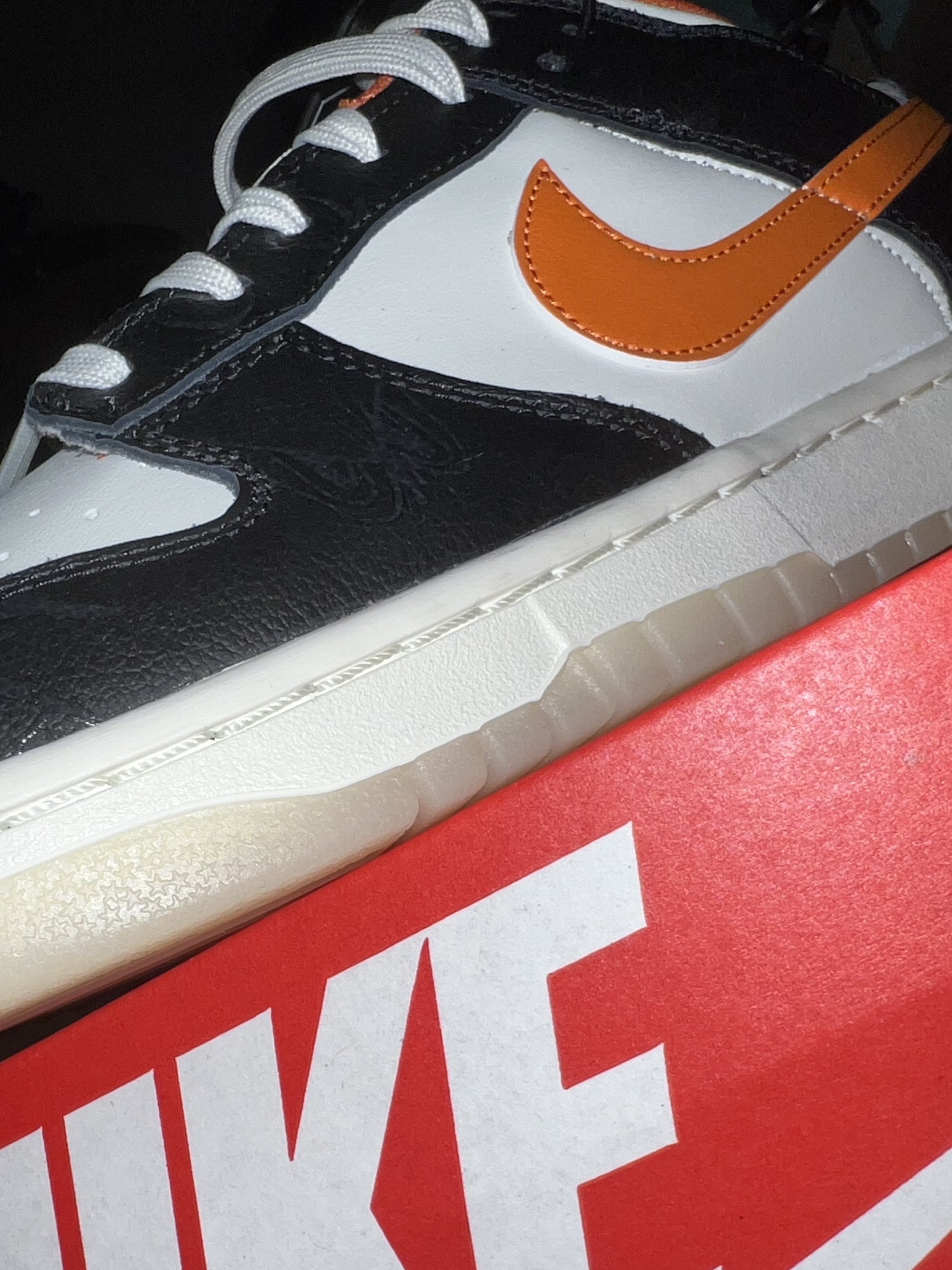 Nike Dunk Low Retro PRM Halloween, Nike Dunk Low Retro Black 착용 스타일 - 2