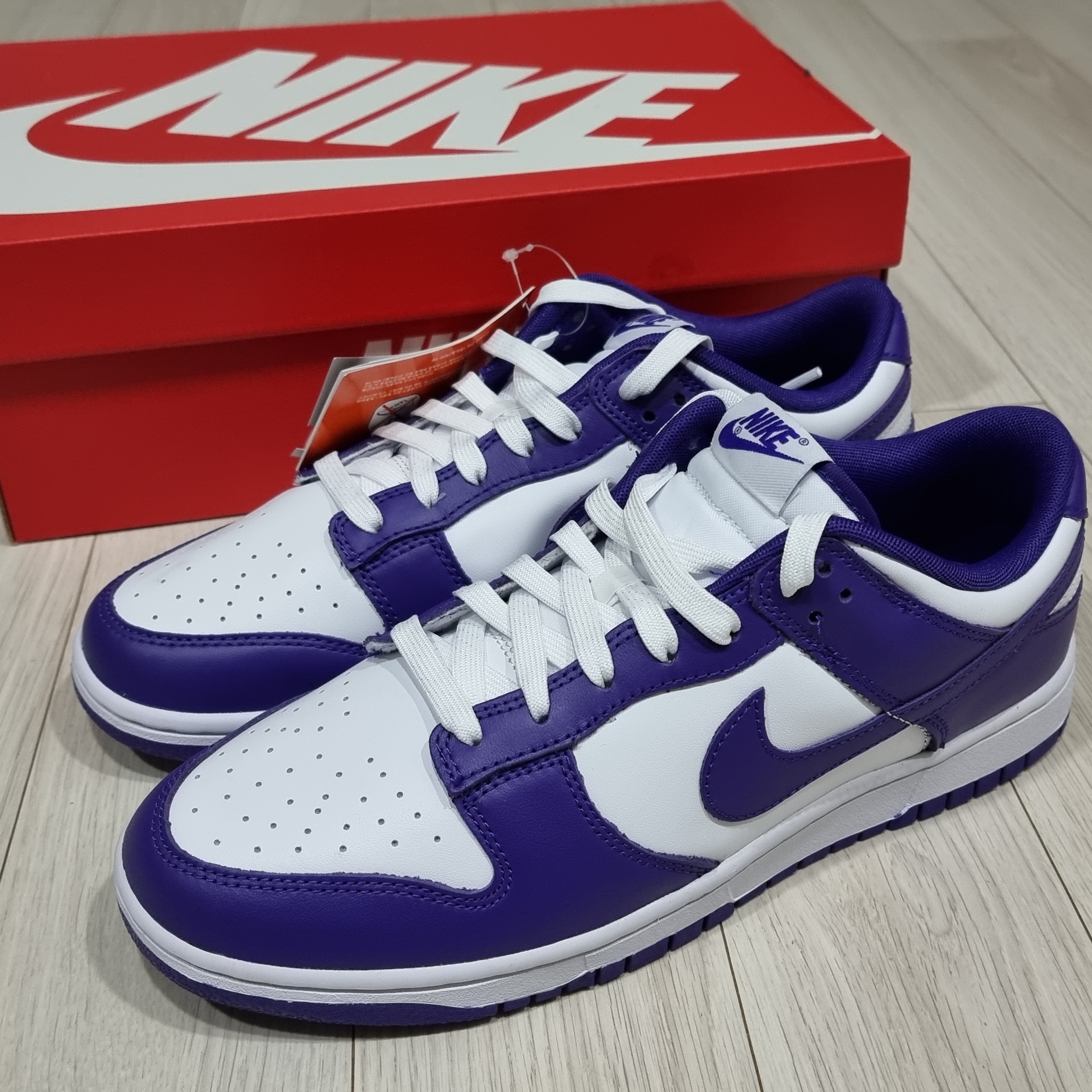 Nike Dunk Low Retro Championship Court Purple 착용 스타일 - 2