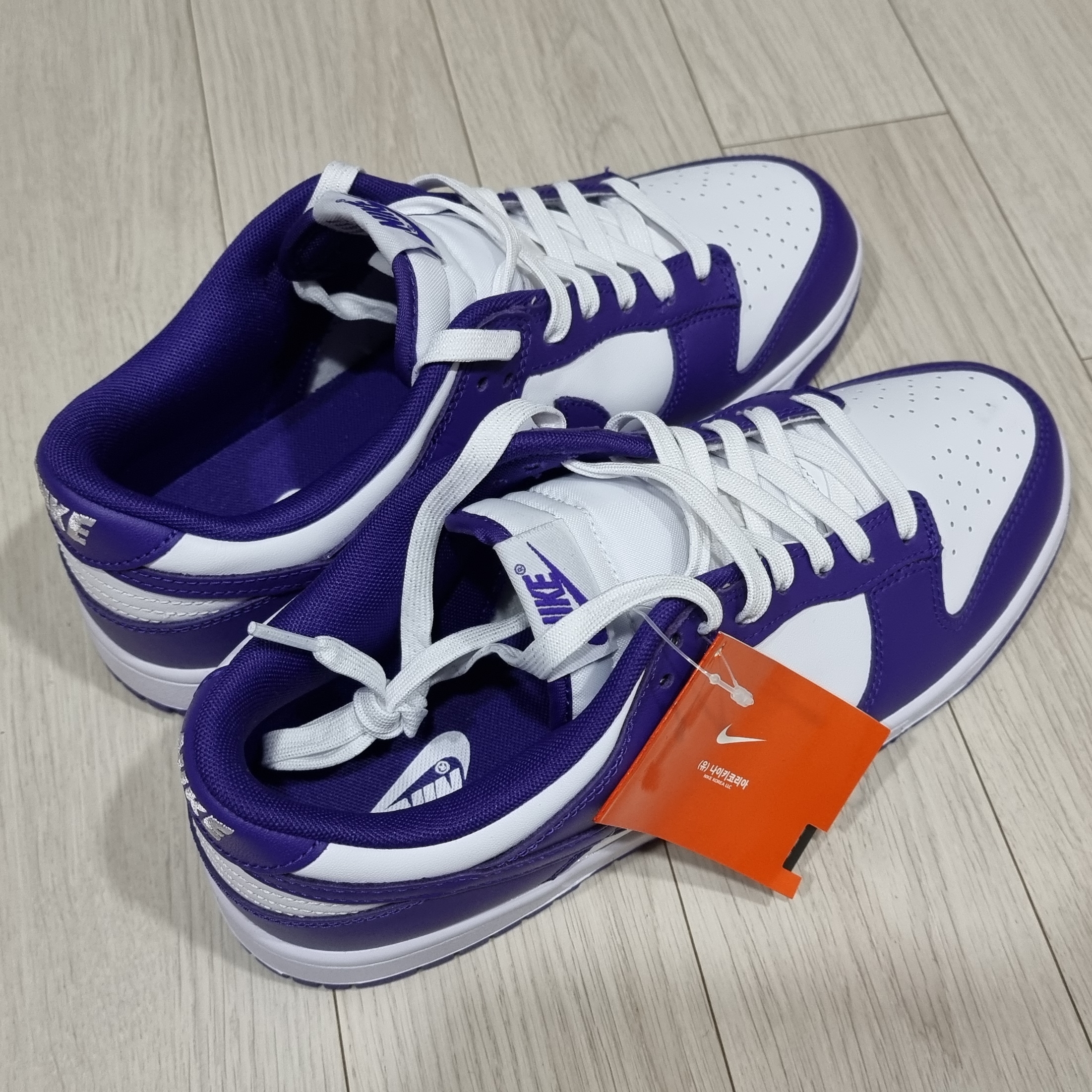 Nike Dunk Low Retro Championship Court Purple 착용 스타일 - 3