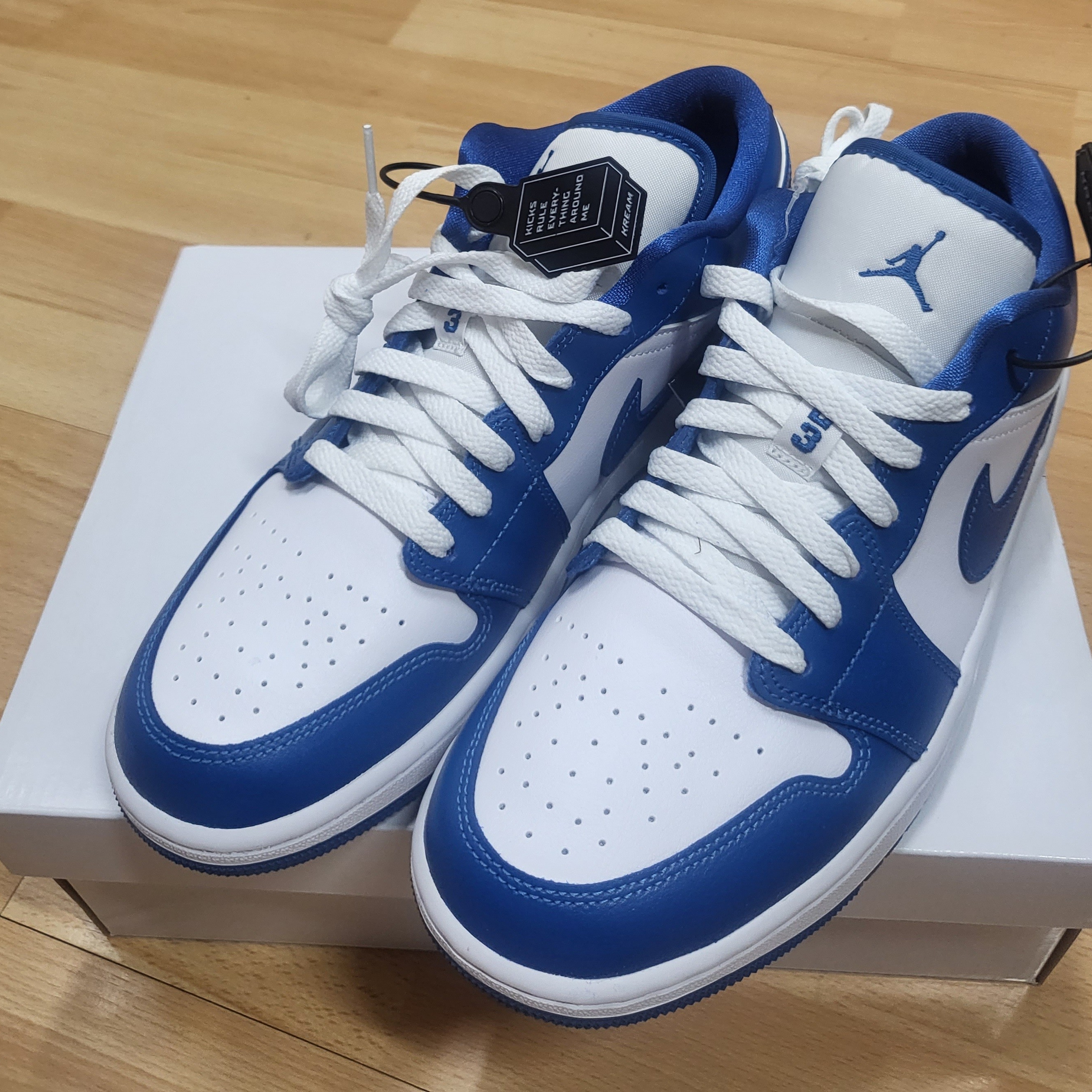 (W) Jordan 1 Low White Dark Marina Blue 착용 스타일