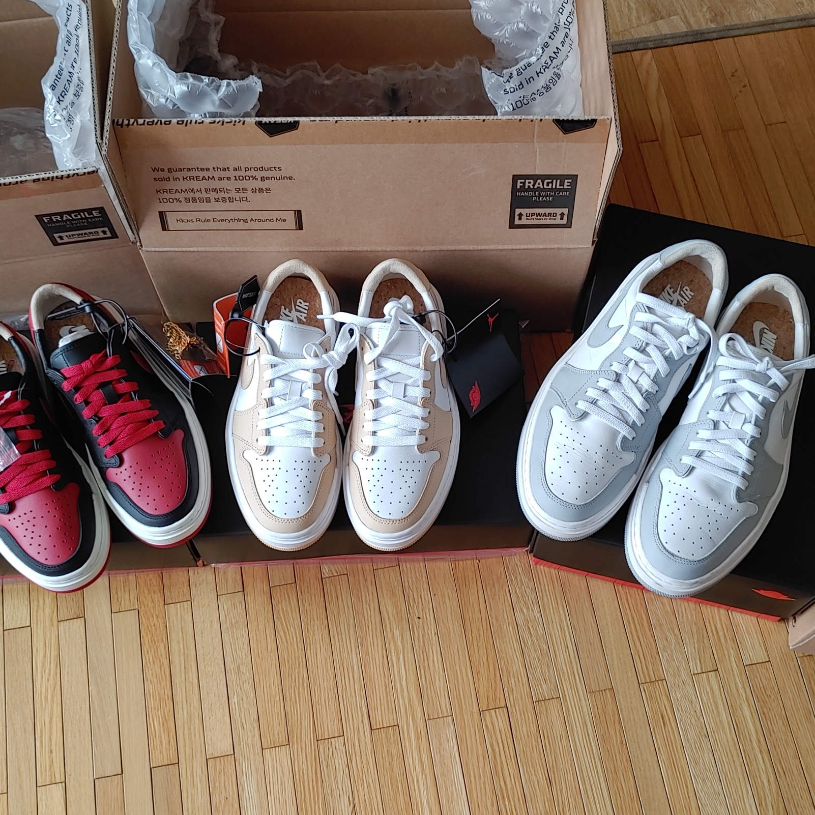 (W) Jordan 1 Elevate Low White Onyx, (W) Jordan 1 Elevate Low White and Wolf Grey 착용 스타일 - 2