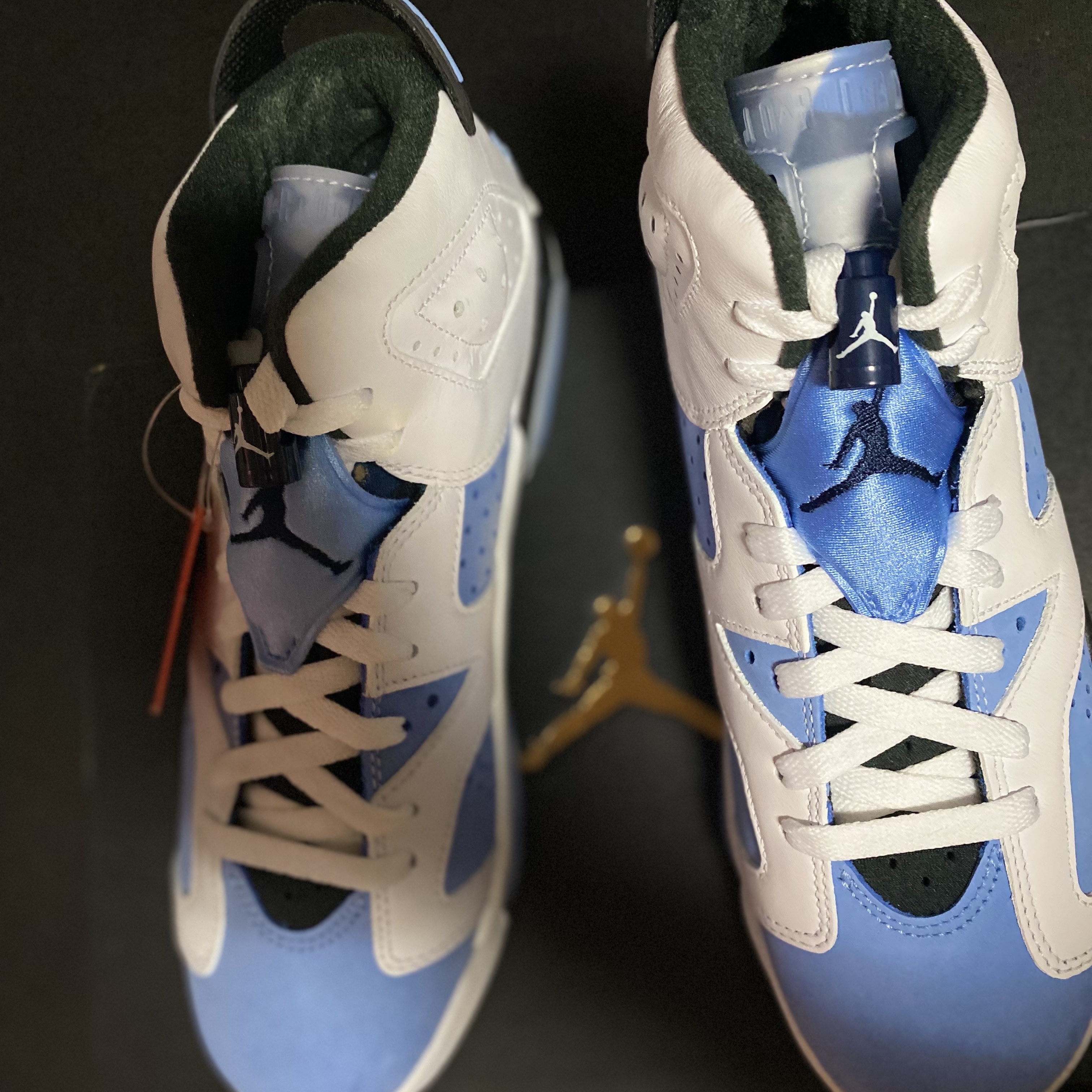 Jordan 6 Retro University Blue 착용 스타일 - 2