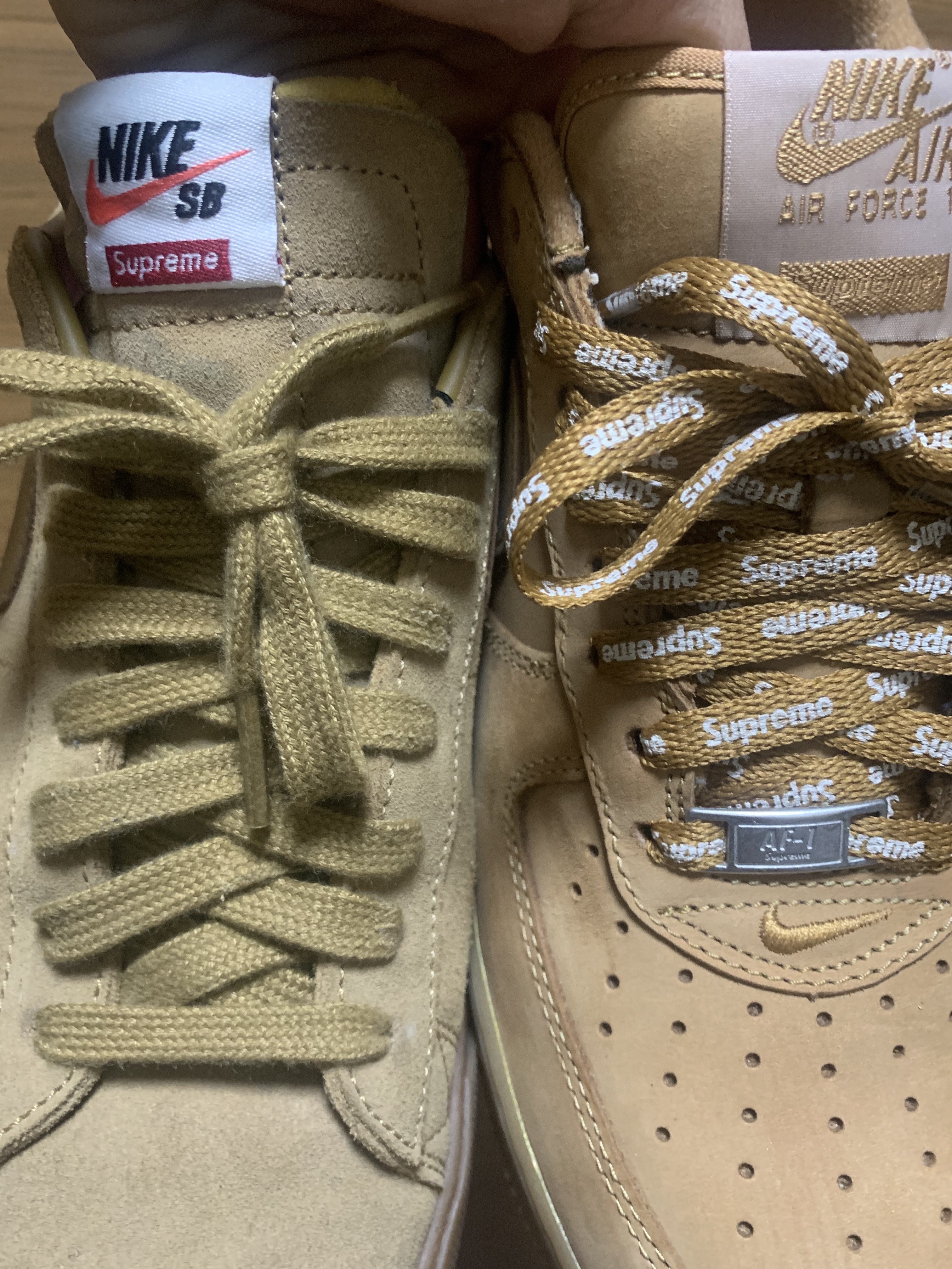 Nike x Supreme SB Blazer Low GT Golden Beige, Nike x Supreme Air Force 1 Low Flax 착용 스타일