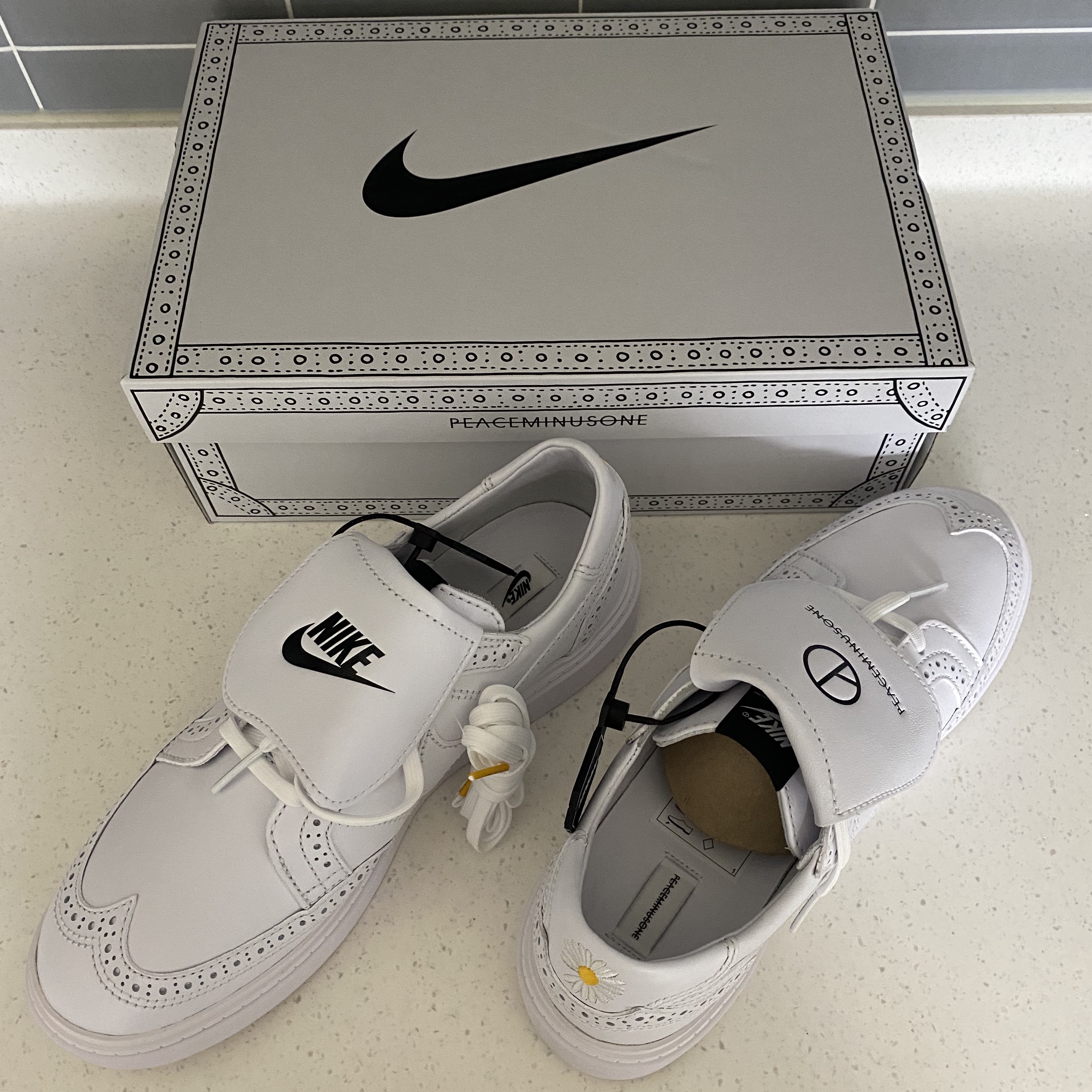 Nike x Peaceminusone Kwondo1 White 착용 스타일