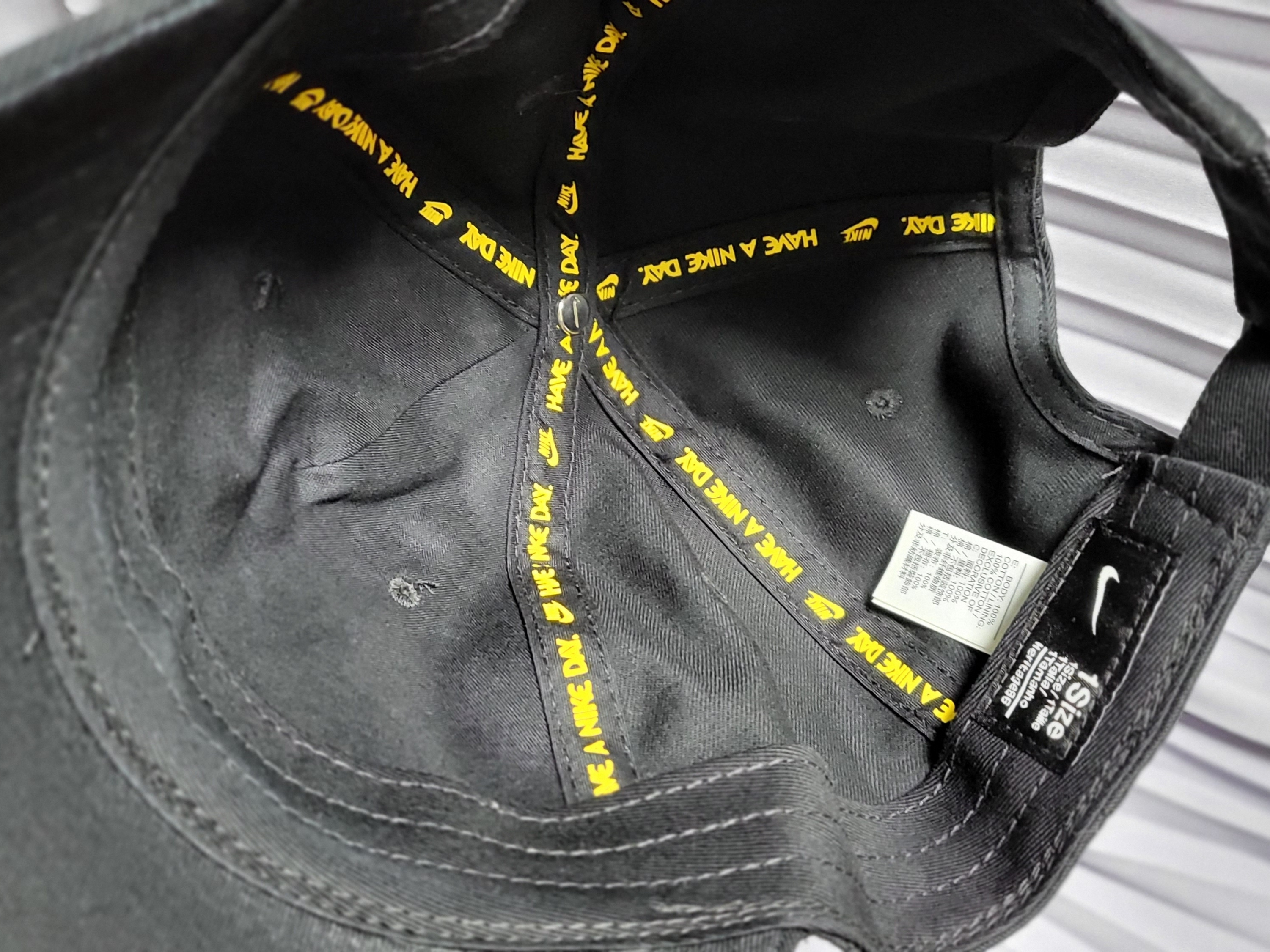 Nike Heritage 86 Cap Black 착용 스타일 - 2