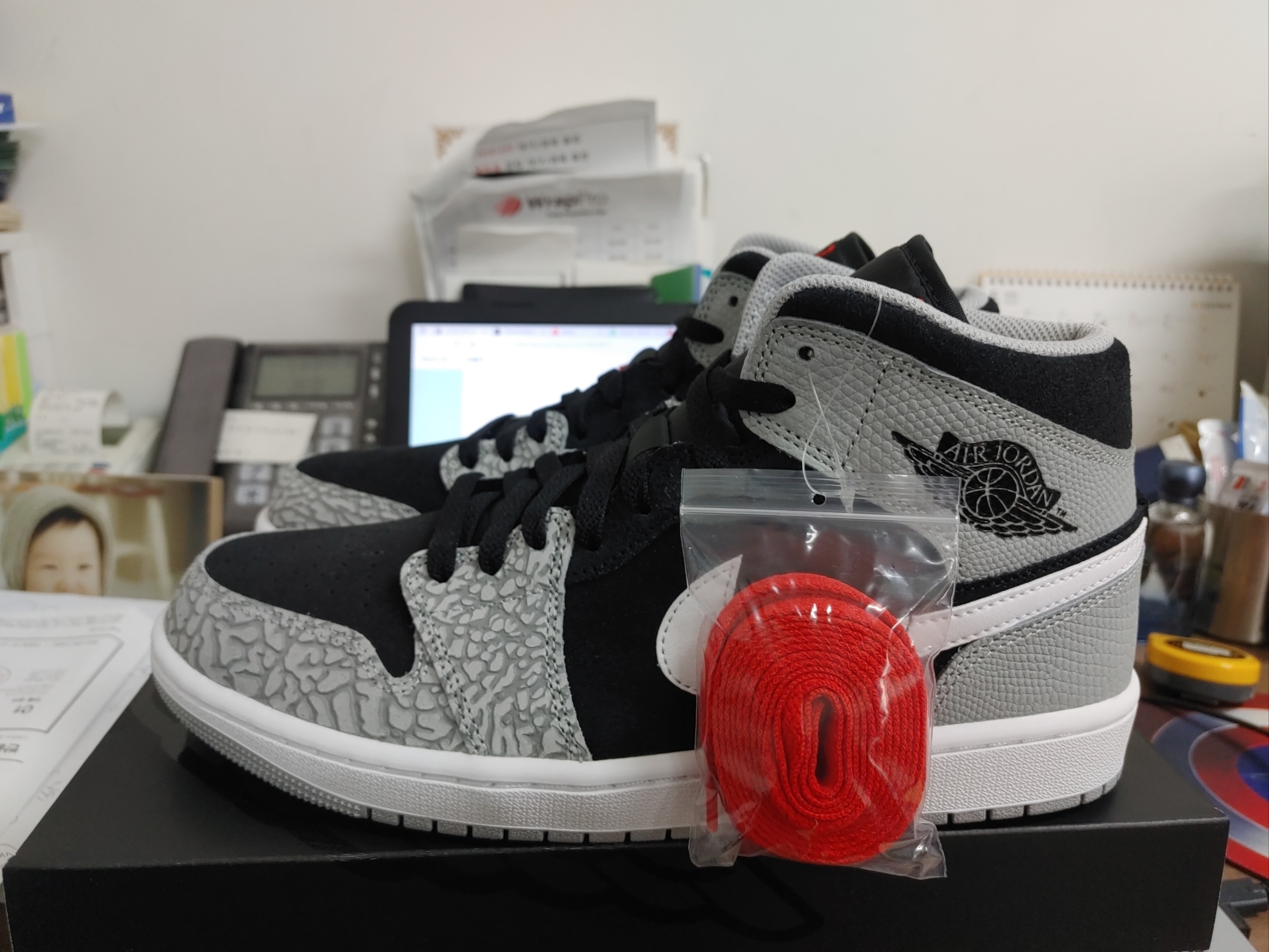 Jordan 1 Mid Elephant Toe 착용 스타일 - 3