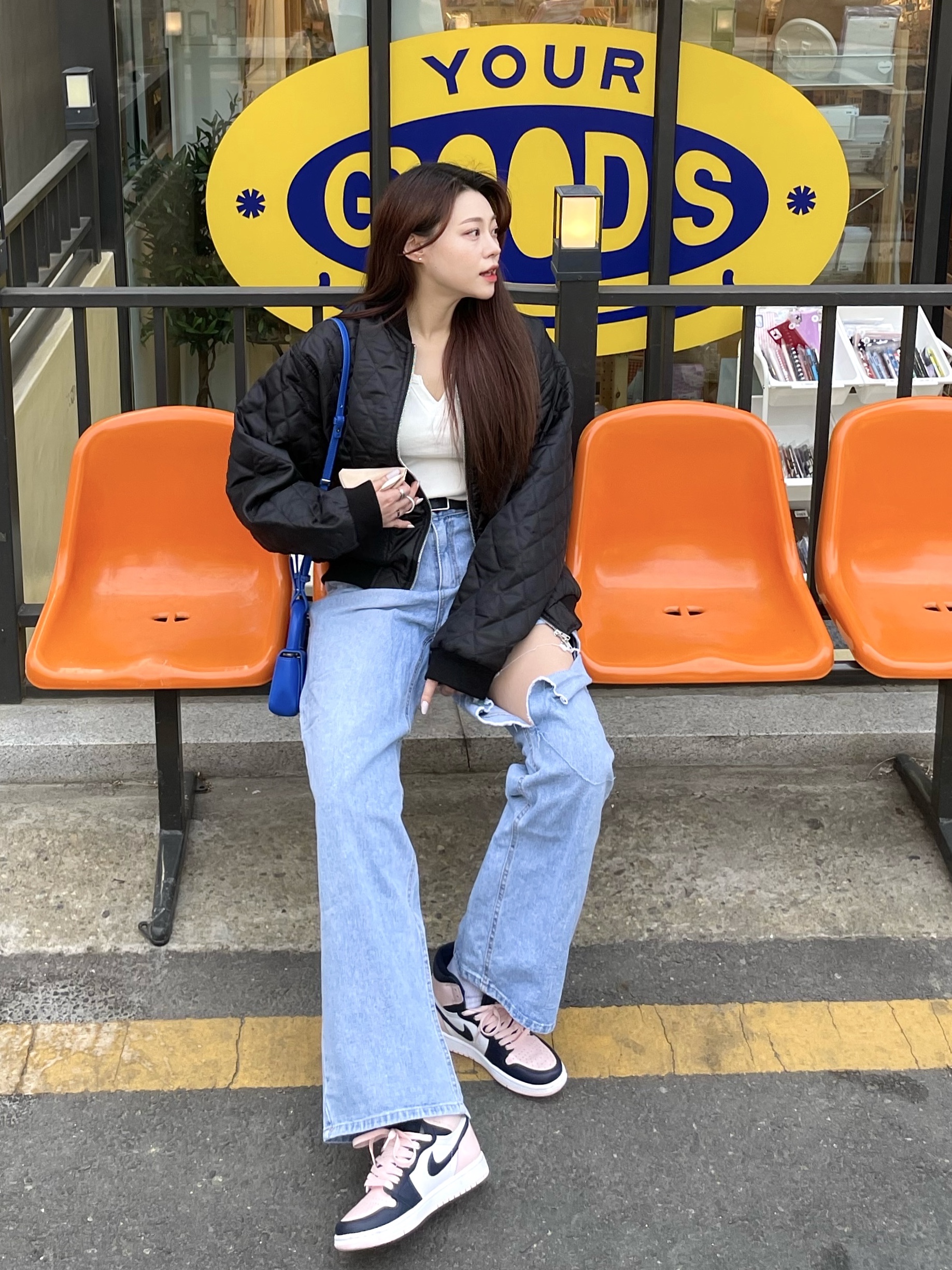 (W) Jordan 1 Retro High OG Atmosphere 착용 스타일 - 1