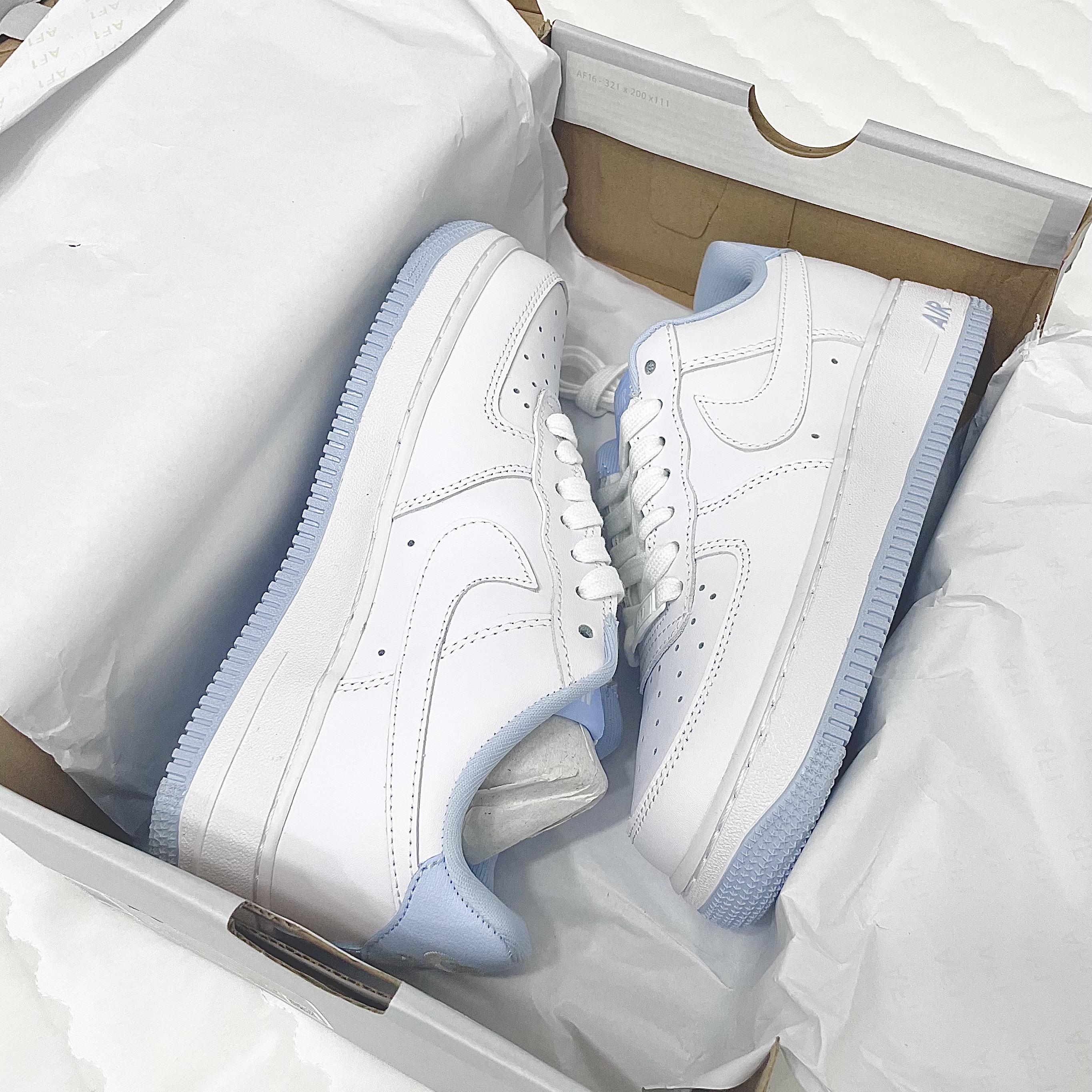 (GS) Nike Air Force 1 Low White Hydrogen Blue 착용 스타일