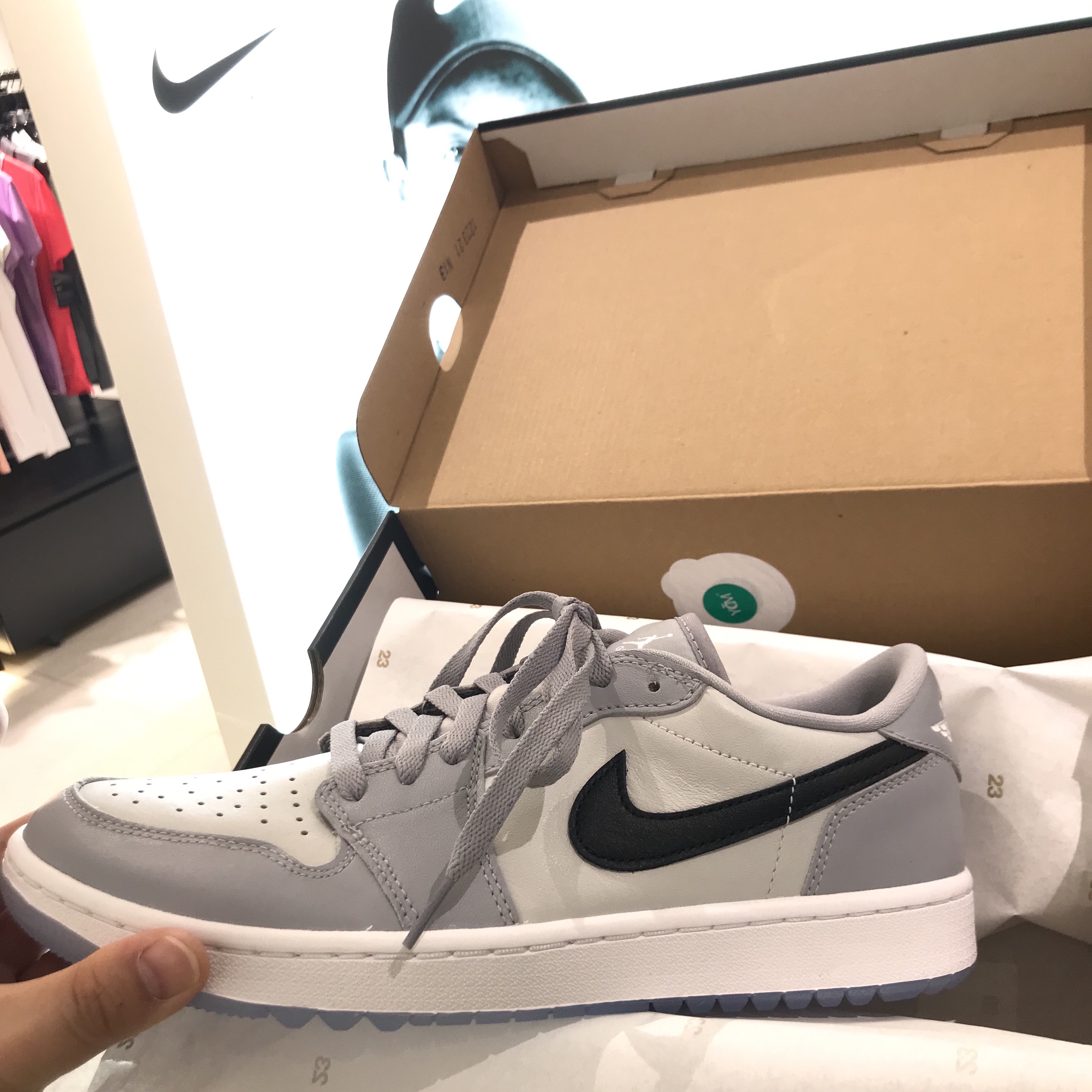 Jordan 1 Low Golf Wolf Grey 착용 스타일