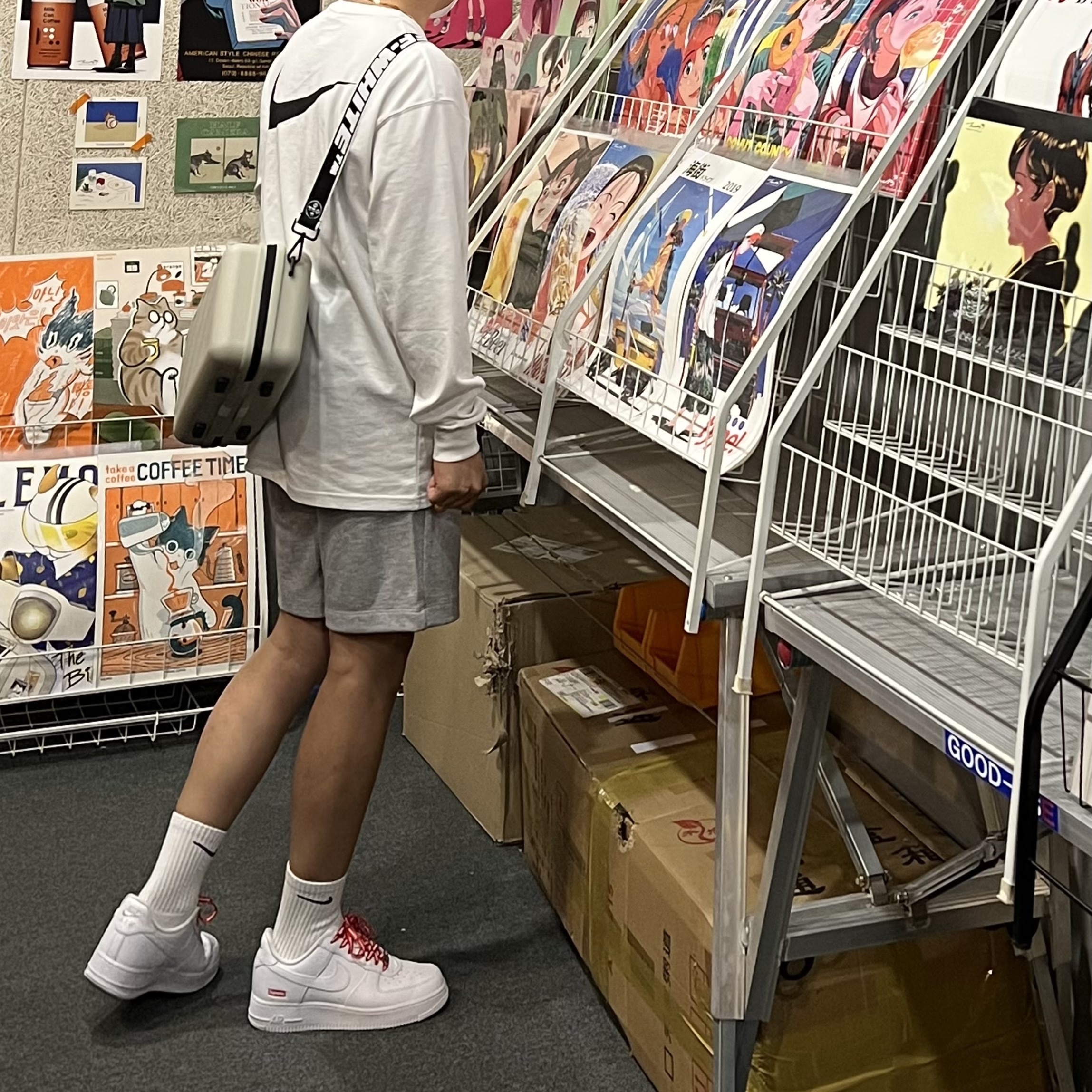 Nike x Stussy Big Swoosh LS T-Shirt White - US/EU, Off-White x Amore Pacific Protection Box (Without Cosmetics) 착용 스타일 - 2