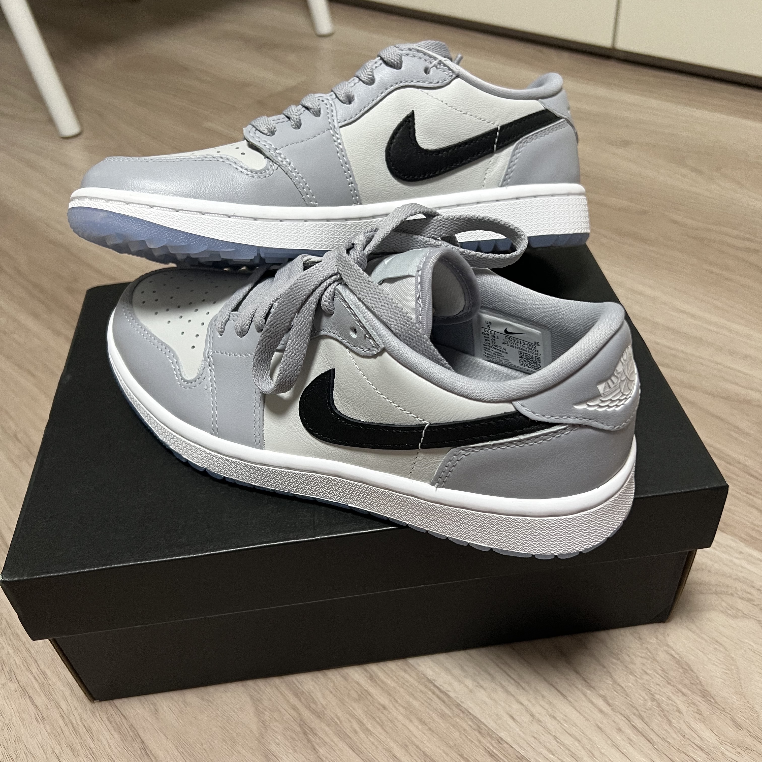 Jordan 1 Low Golf Wolf Grey 착용 스타일