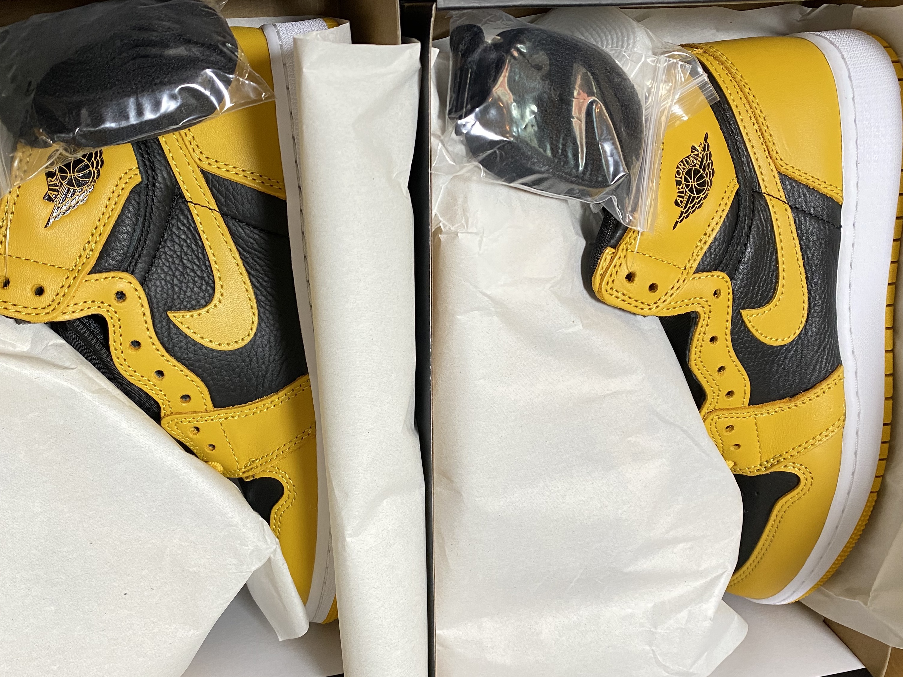 (GS) Jordan 1 Retro High OG Pollen, Jordan 1 Retro High OG Pollen 착용 스타일