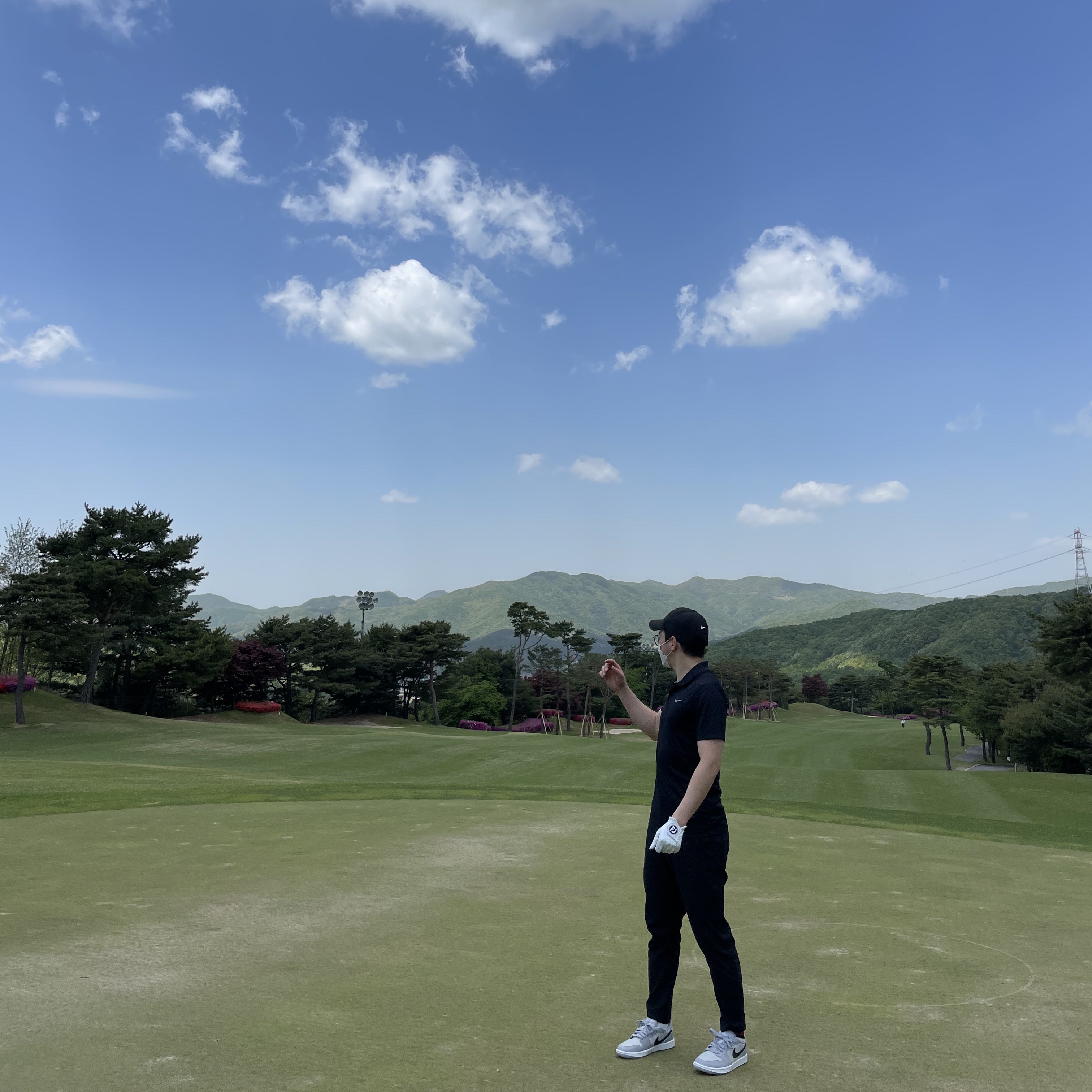 Jordan 1 Low Golf Wolf Grey 착용 스타일