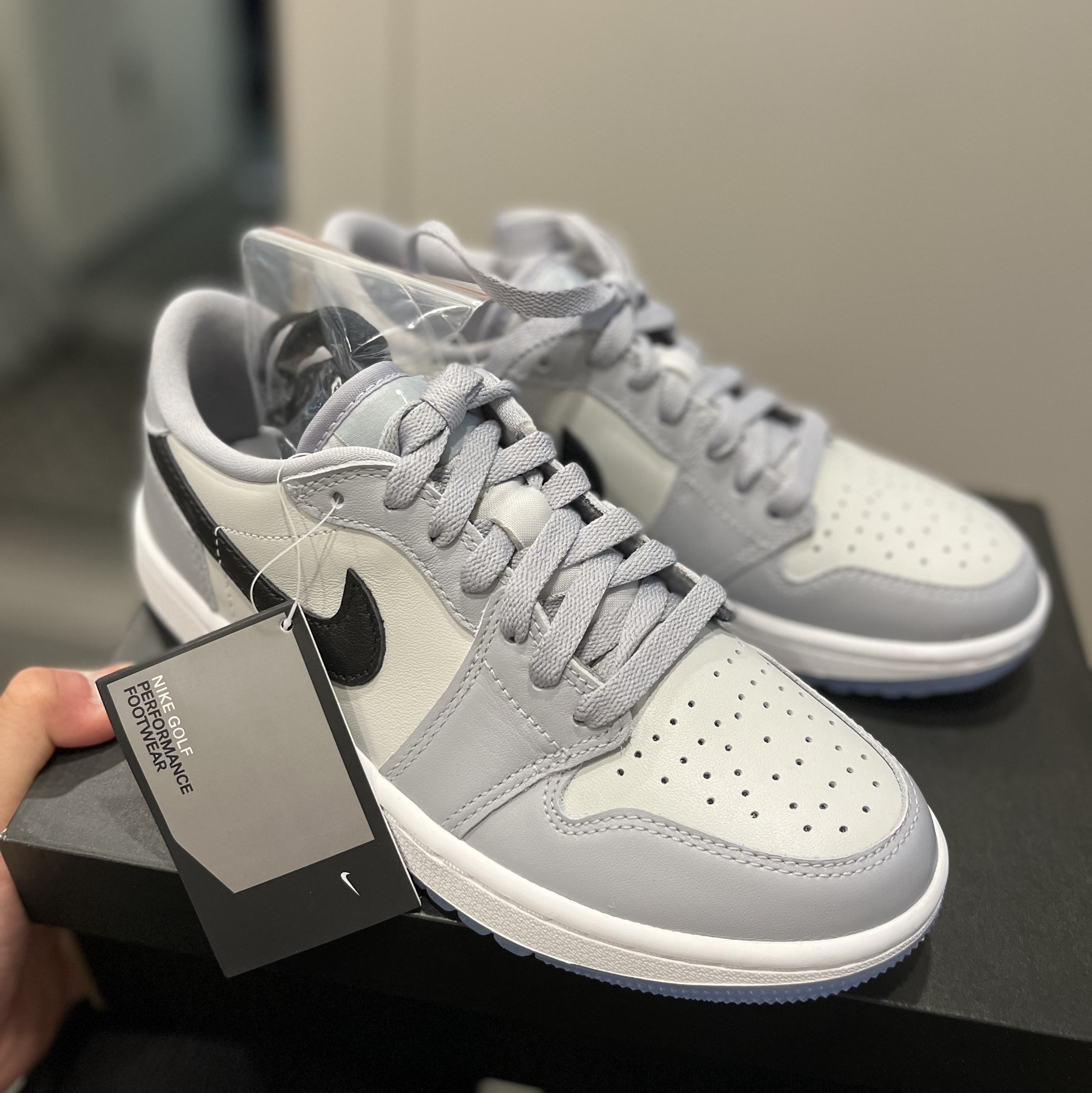 Jordan 1 Low Golf Wolf Grey 착용 스타일