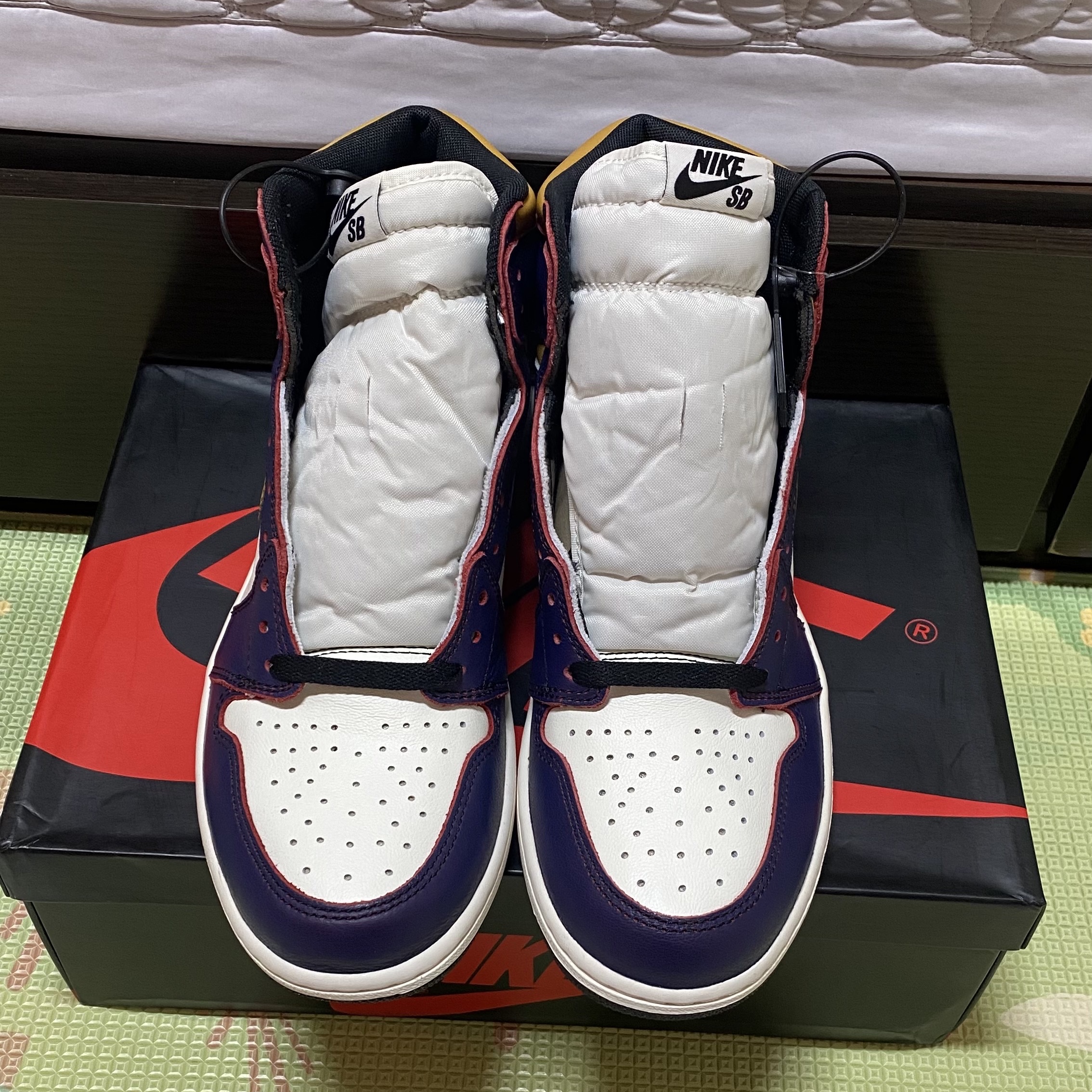 Jordan 1 Retro High OG Defiant SB LA to Chicago 착용 스타일 - 1
