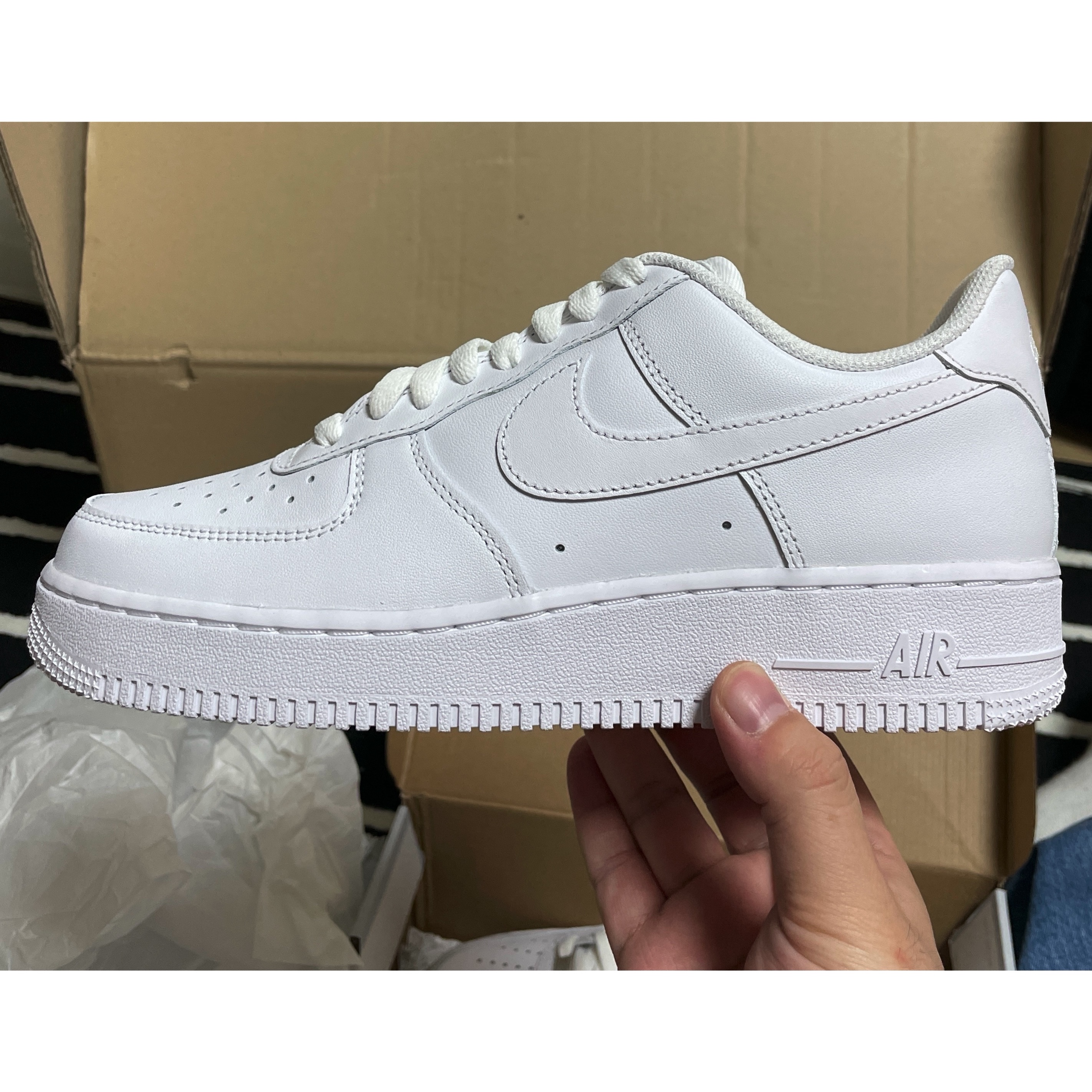 Nike Air Force 1 '07 Low White 착용 스타일 - 2