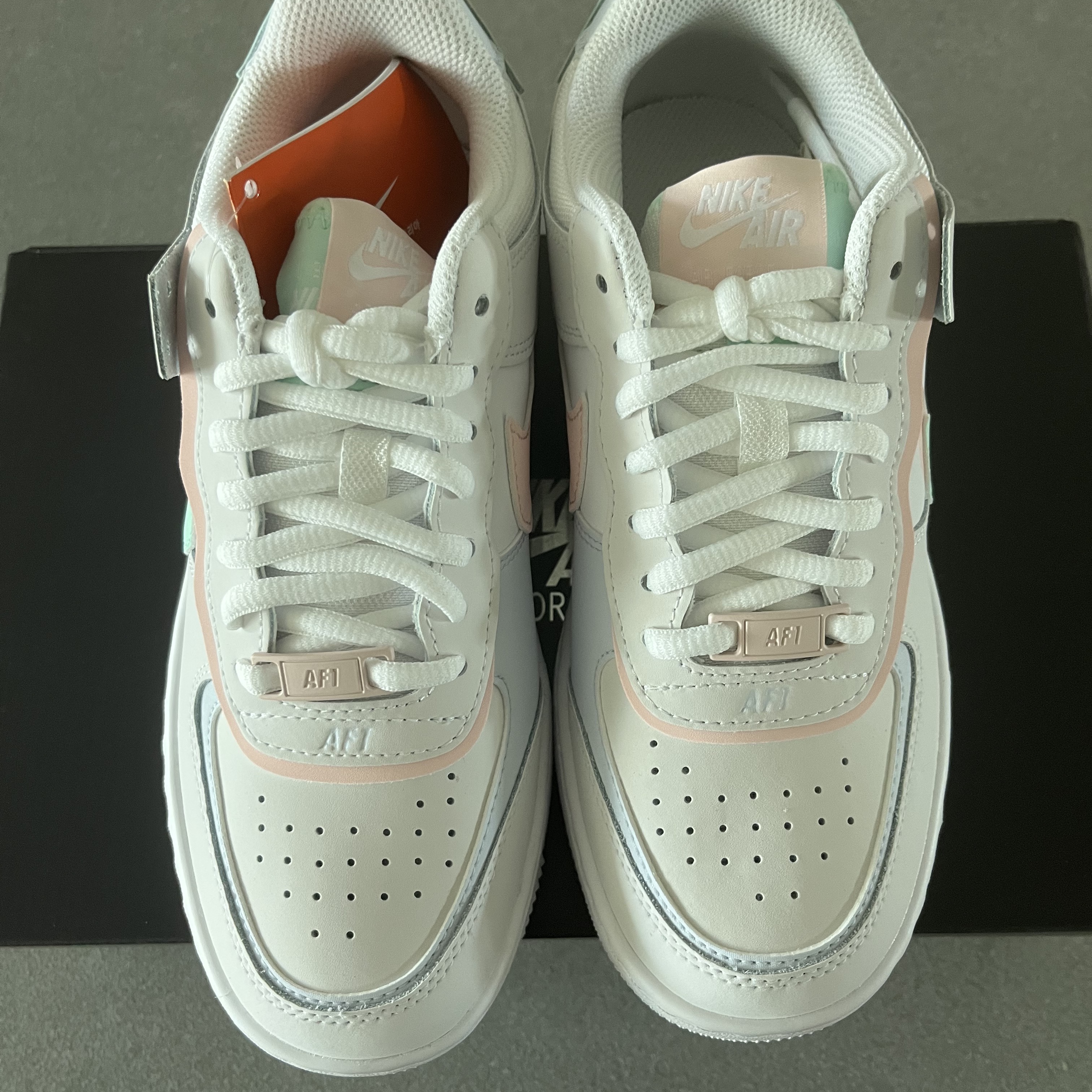 (W) Nike Air Force 1 Shadow White Atmosphere Mint 착용 스타일 - 2