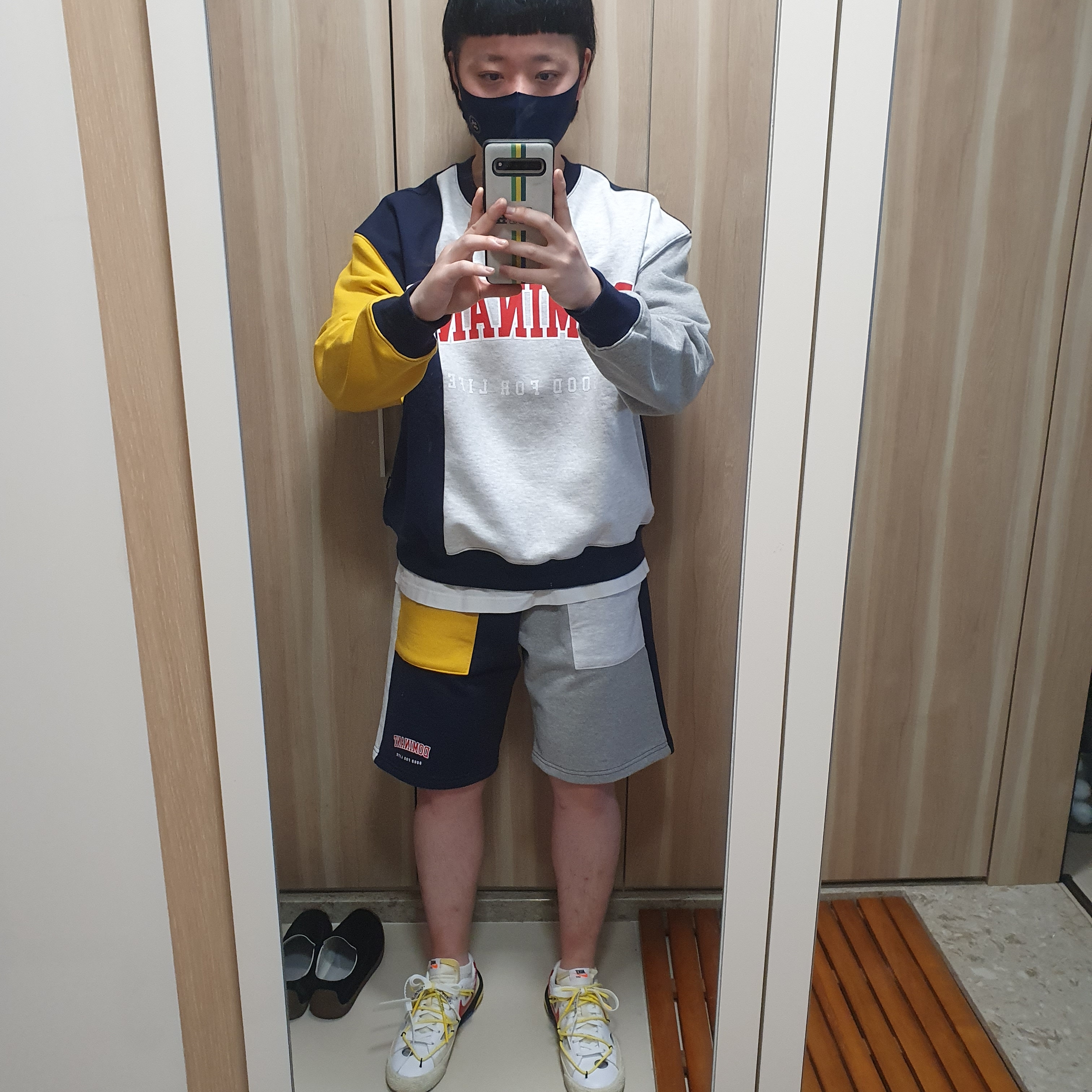 Nike x Off-White Blazer Low '77 White and University Red 착용 스타일