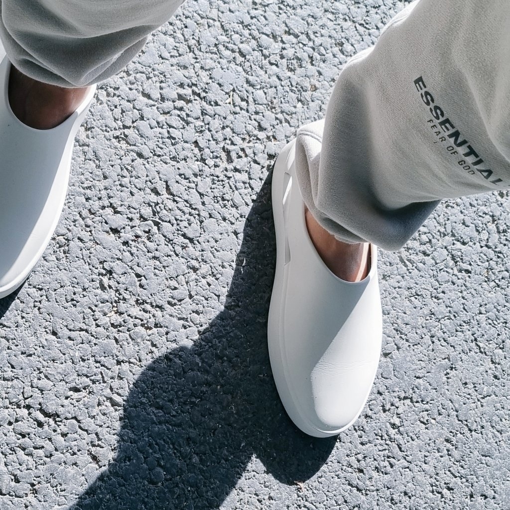 Fear of God The California Cement, Essentials Sweatpants Olive/Khaki - 20FW 착용 스타일