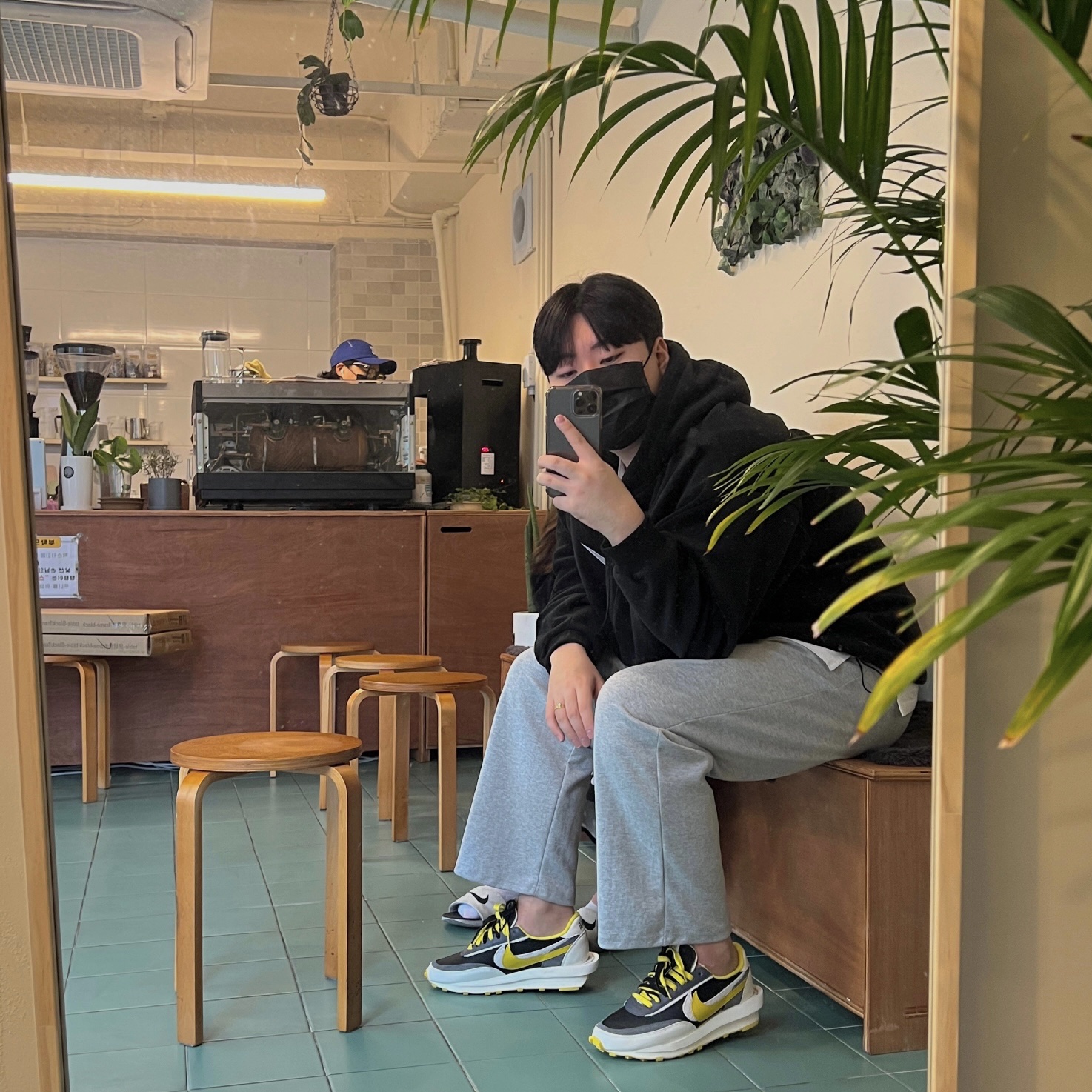 Nike x Sacai x Undercover LDWaffle Black Bright Citron 착용 스타일 - 2