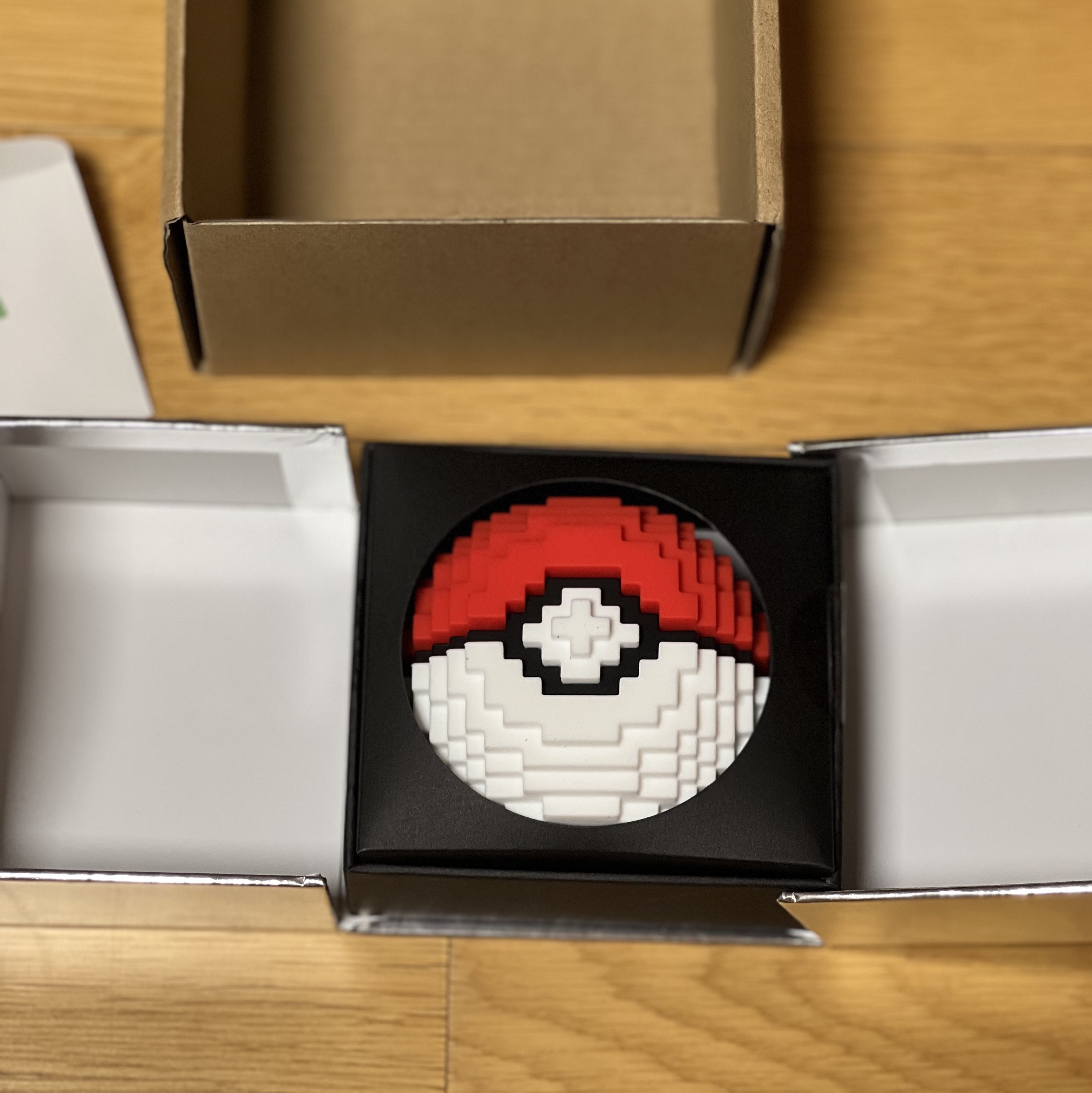 Casetify x Pokemon Pixel Poke Ball 3D AirPods Pro Case 착용 스타일 - 3