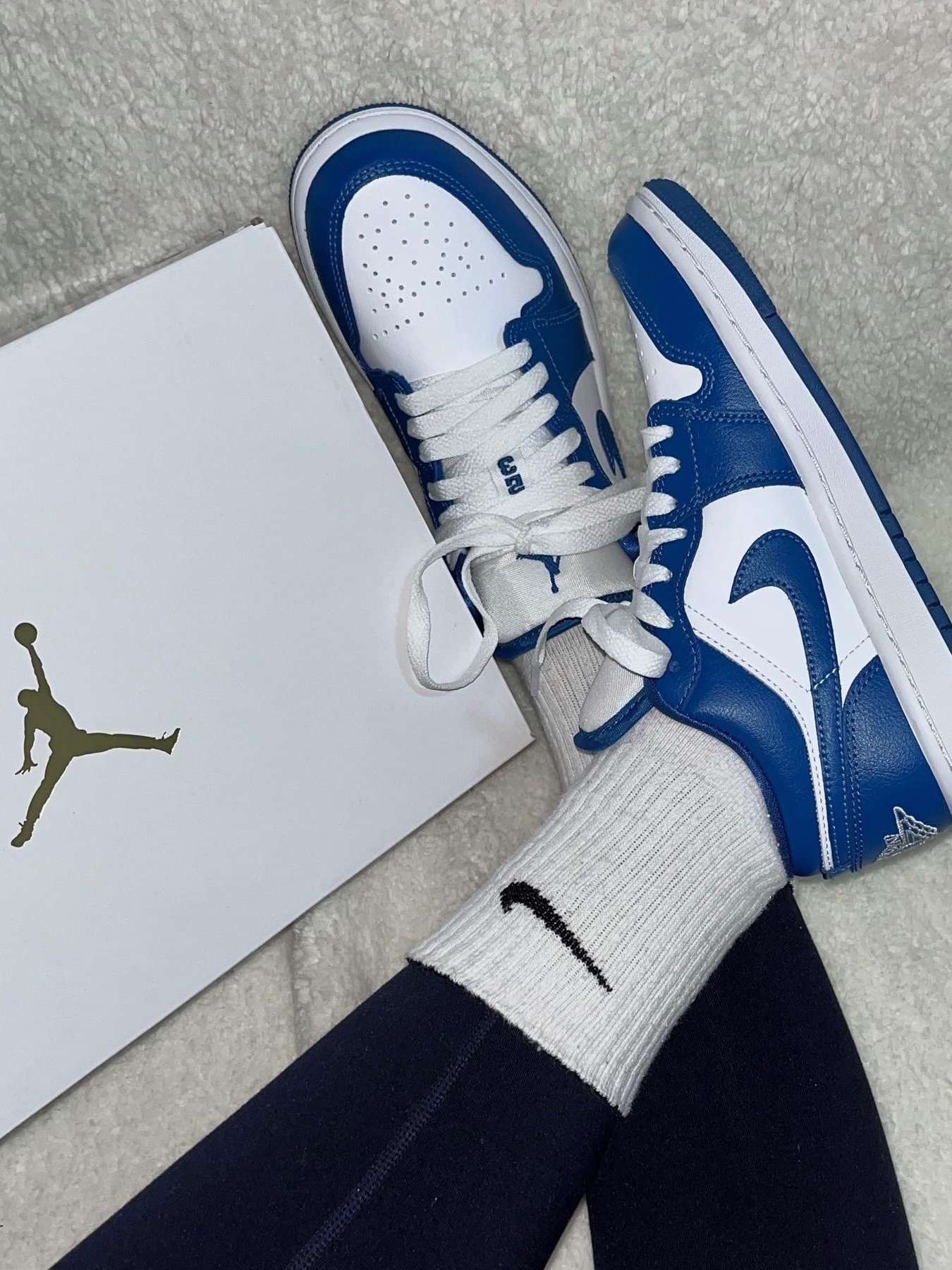 (W) Jordan 1 Low White Dark Marina Blue 착용 스타일