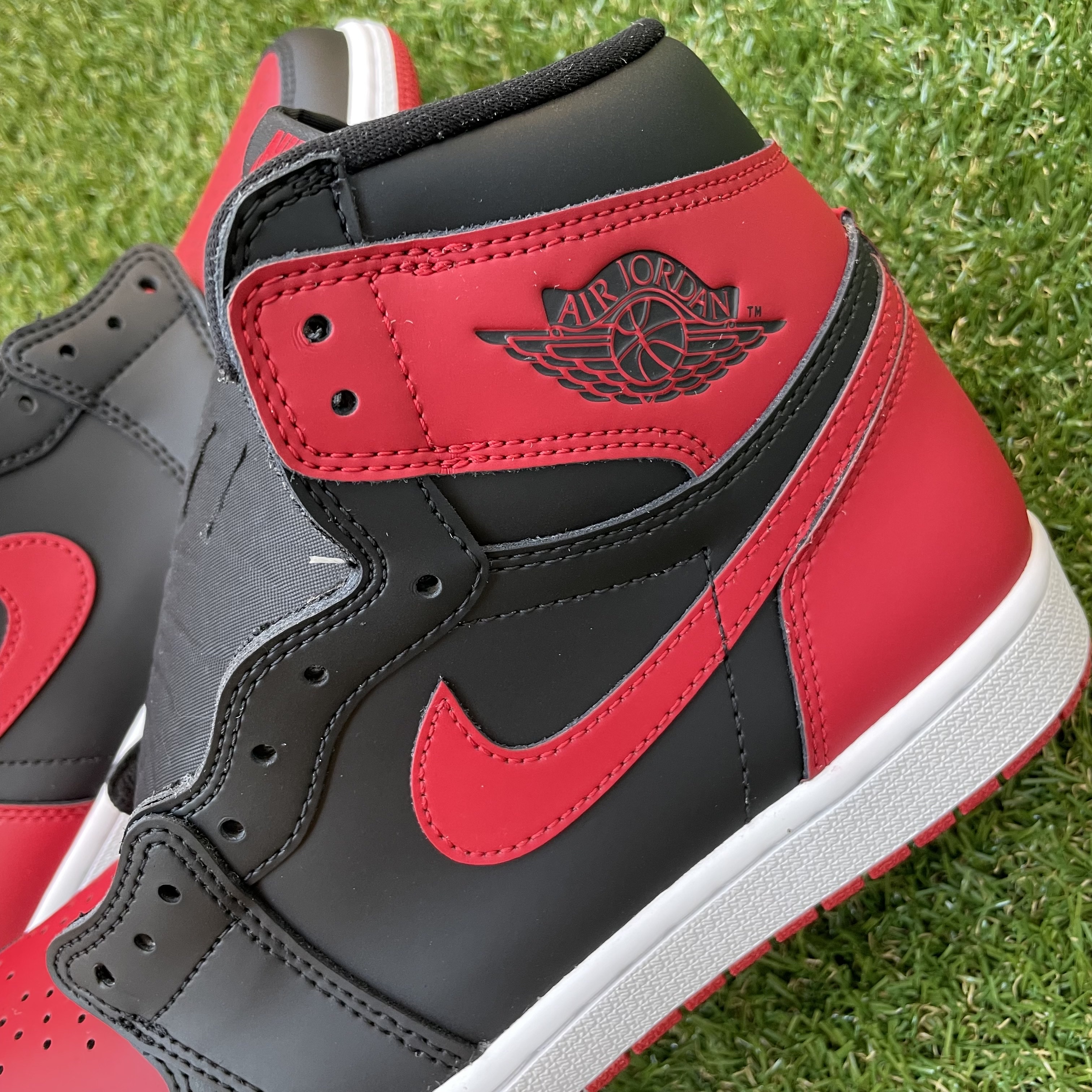 Jordan 1 Retro High OG Patent Bred, (GS) Jordan 1 Retro High OG Patent Bred 착용 스타일 - 2