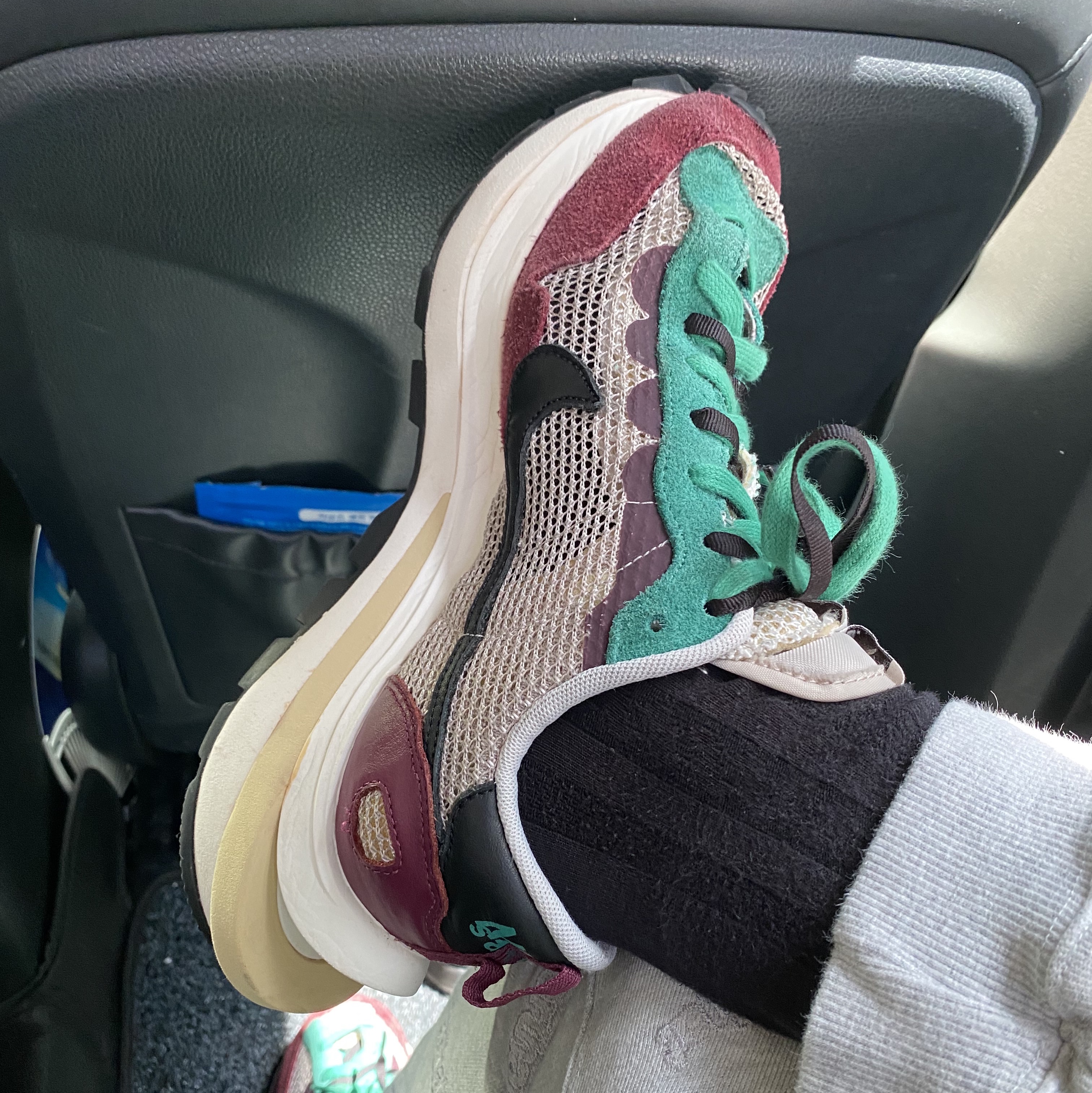 Nike x Sacai VaporWaffle String & Black Villain Red 착용 스타일